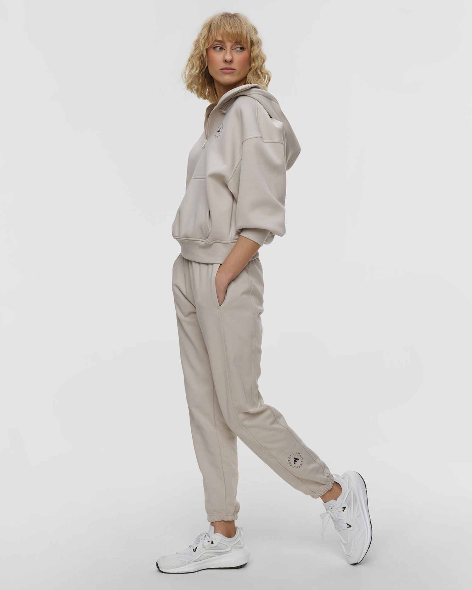 Dámske teplákové nohavice Adidas by Stella McCartney ASMC