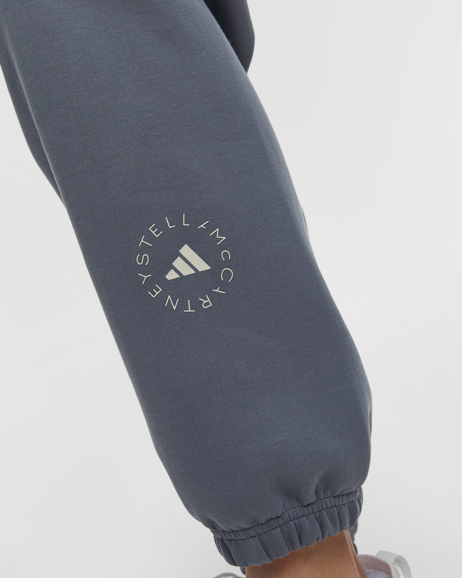 Dámske tepláky Adidas by Stella McCartney ASMC