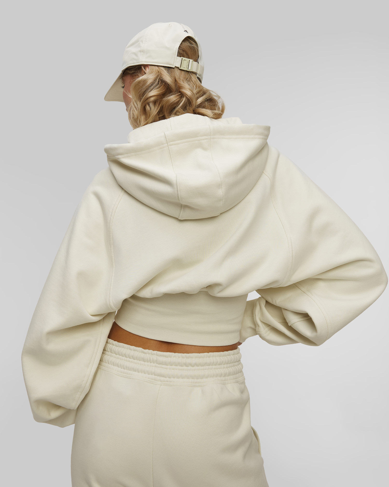 Adidas by Stella McCartney Crop Damen-Sweatshirt in Cremefarbe