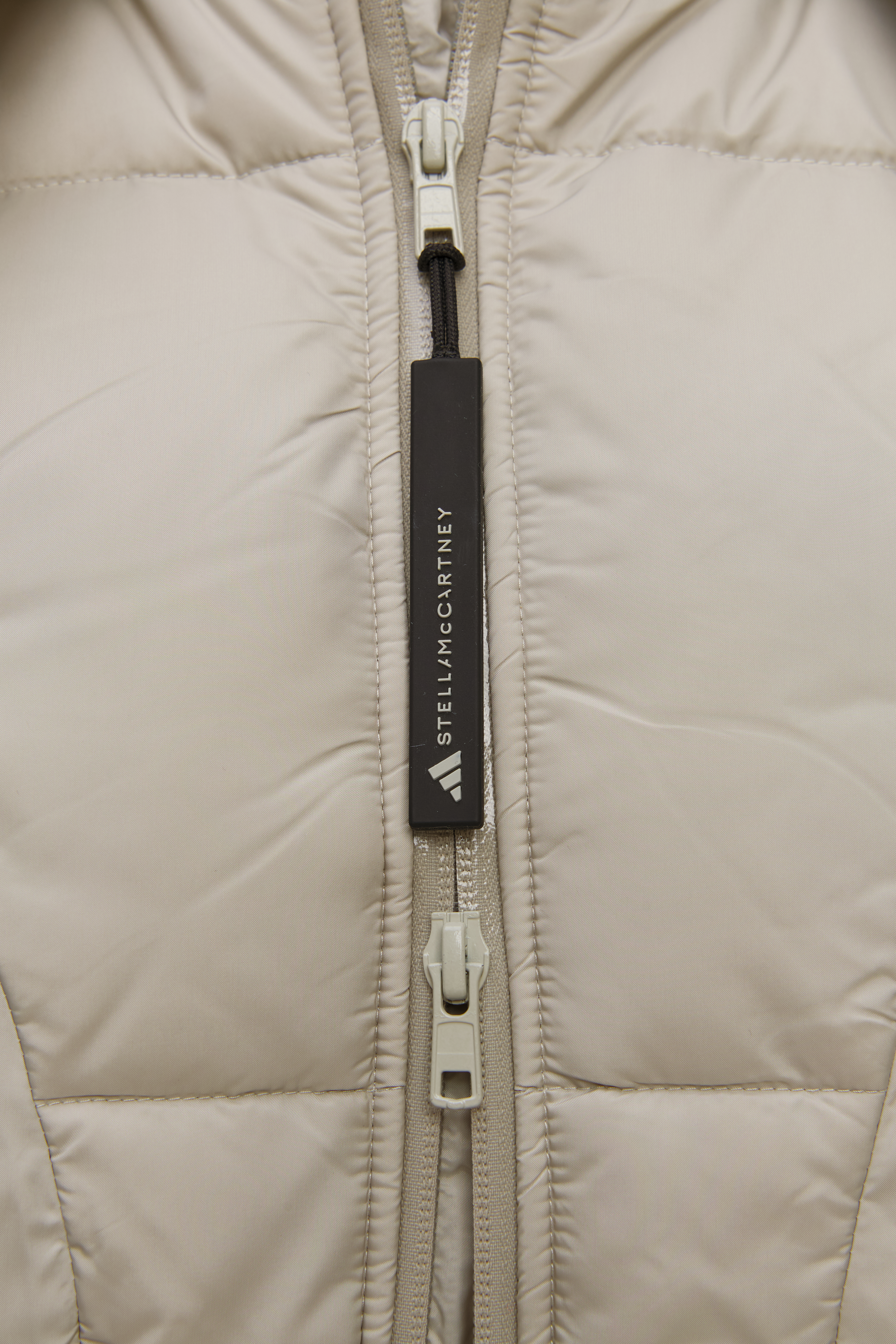 Szara kurtka puchowa damska Adidas by Stella McCartney Cropped Puffer