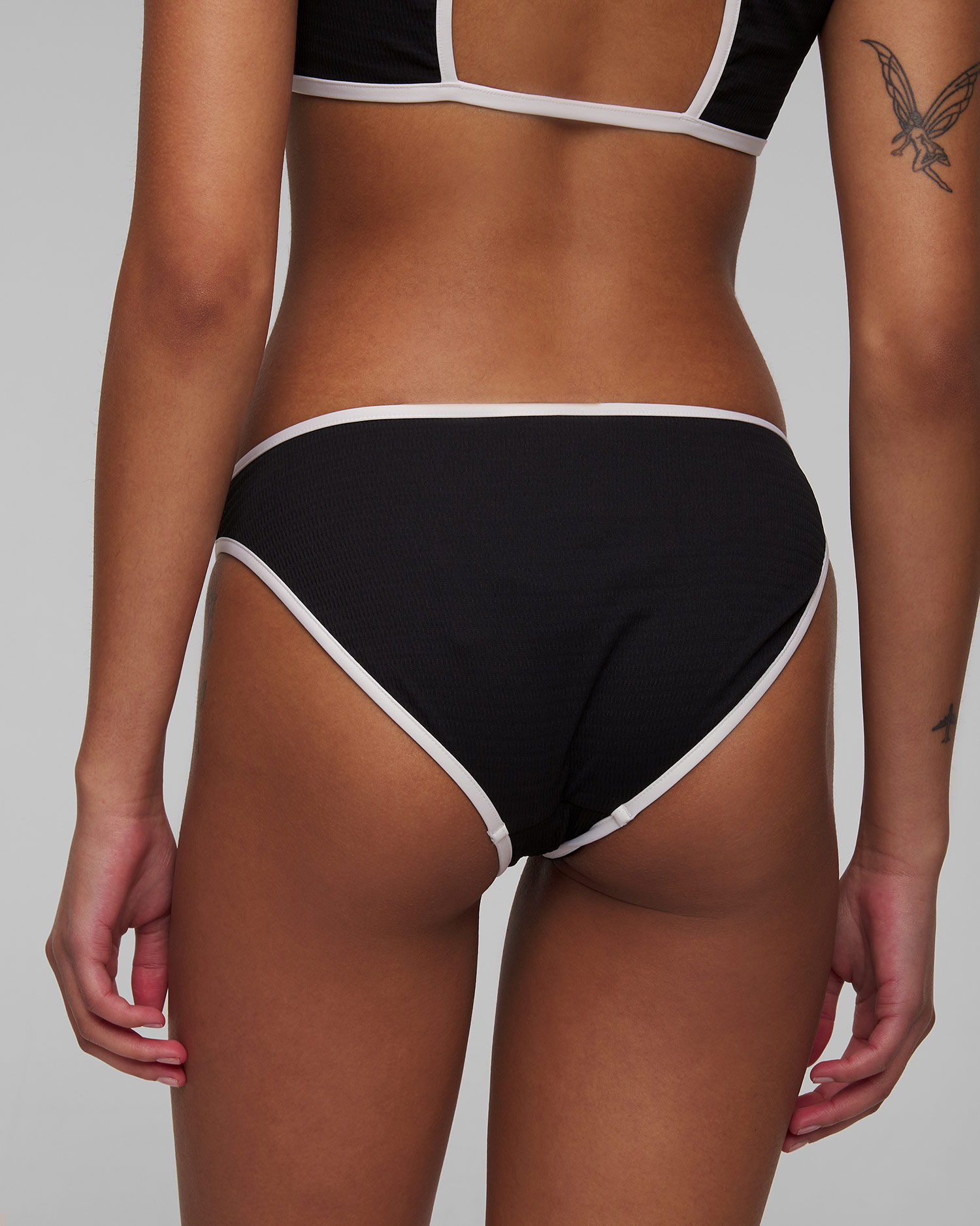 Woman's black bikini bottom Seafolly Hipster Pant