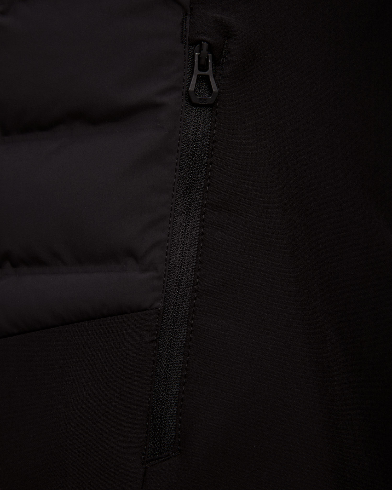 Jachetă neagră hibridă pentru femei Helly Hansen HP Hybrid Insulator 2.0