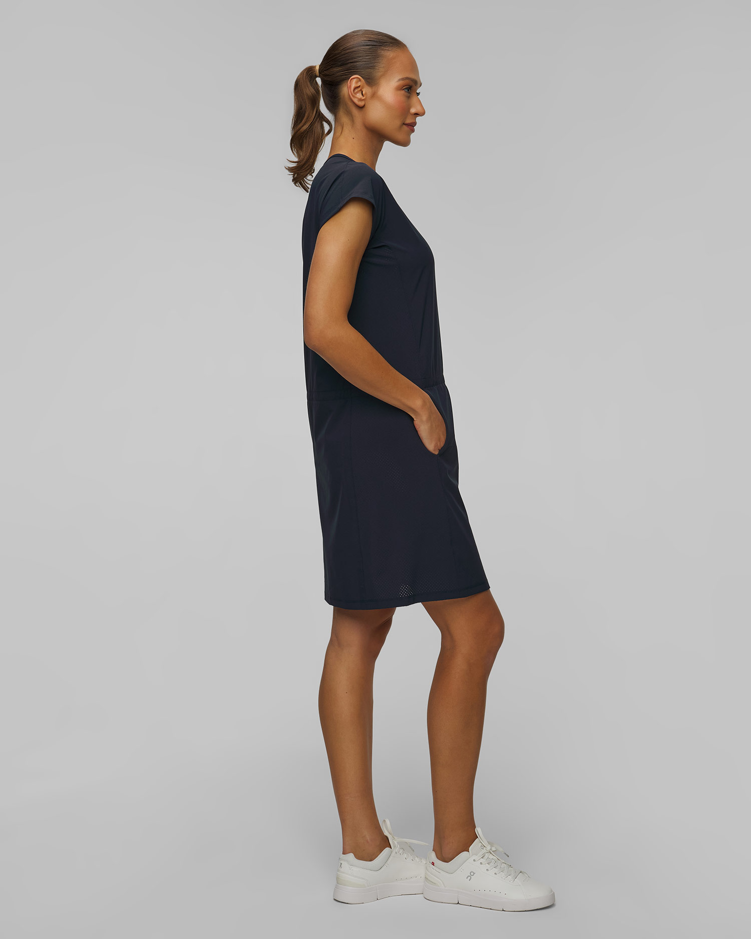 Robe bleu marine pour femmes Helly Hansen Thalia Summer Dress 2.0