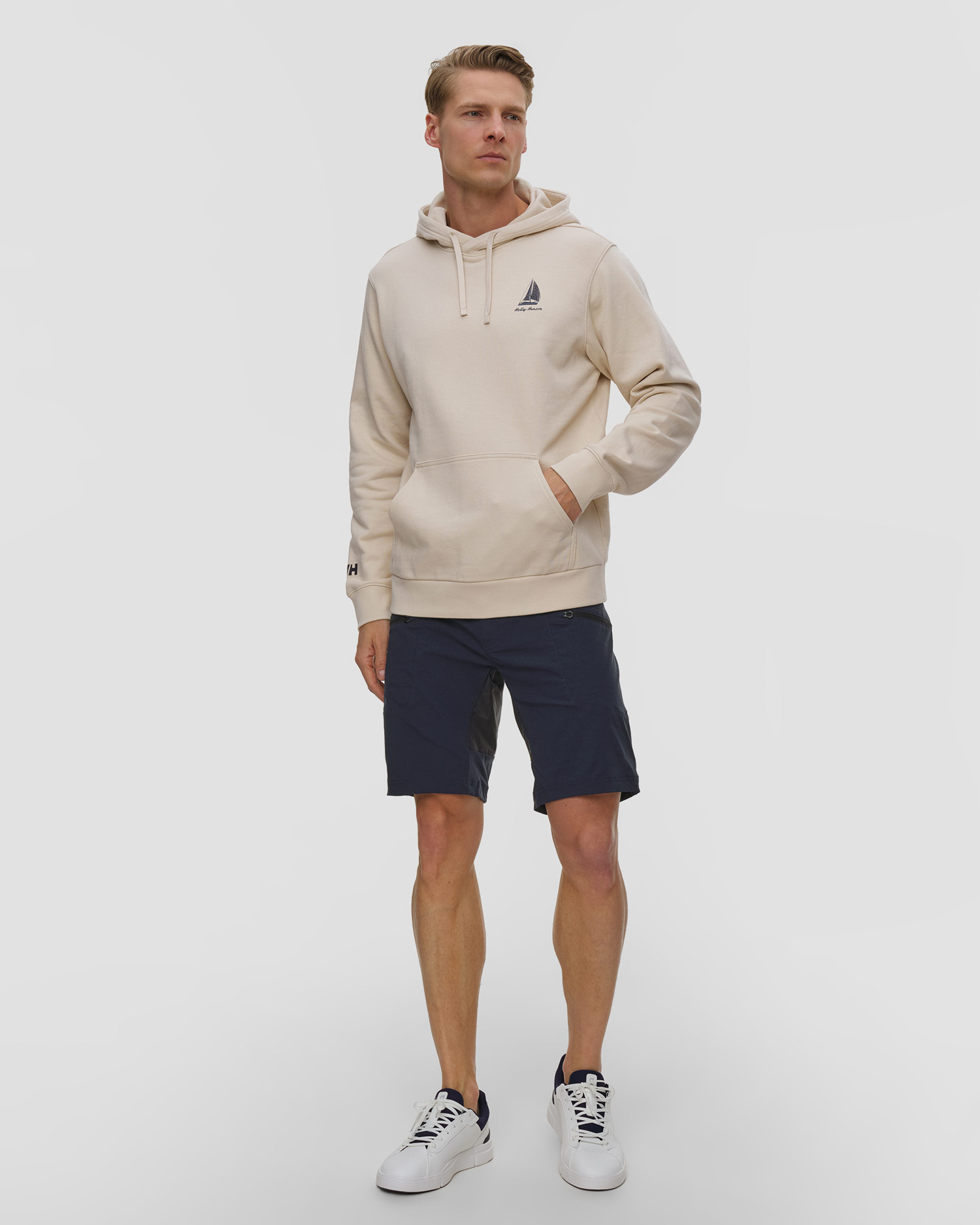 Pánské sportovní kraťasy Helly Hansen Hp Racing Deck Shorts 2.0 v tmavě modré barvě