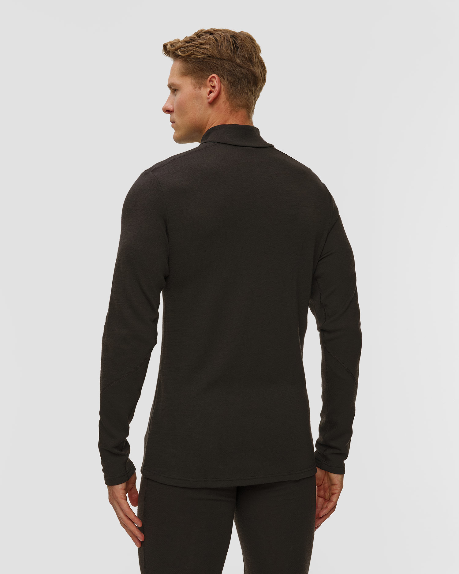 Pánské termotričko Helly Hansen Lifa Merino Midweight 1/2 Zip v černé barvě