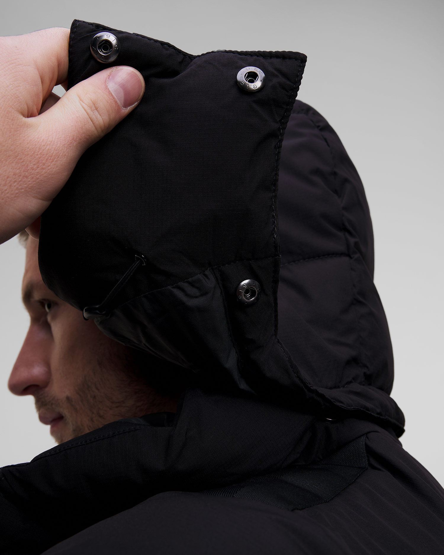 Helly Hansen Explorer Puffy isolierte Herrenjacke in Schwarz