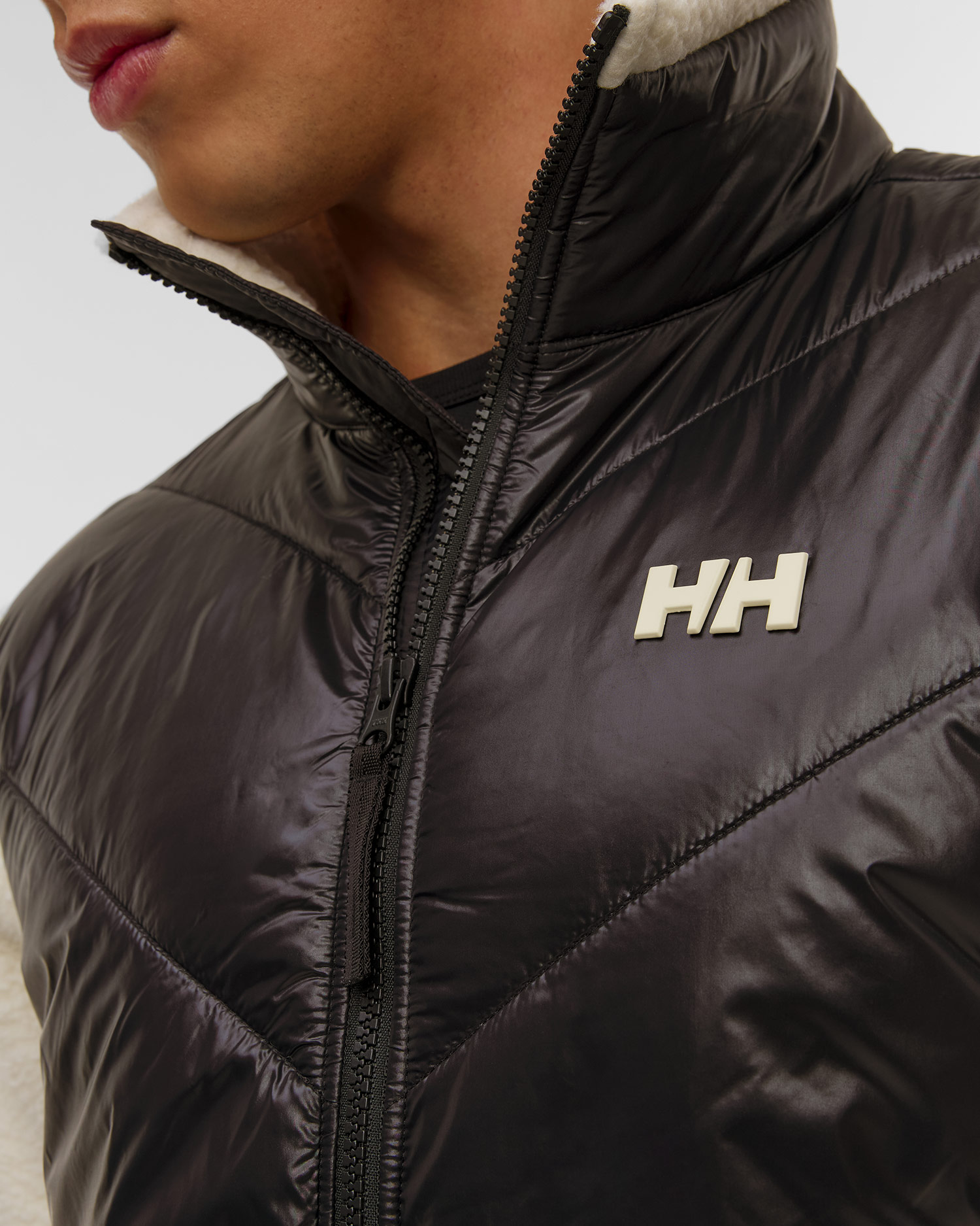Geacă hibridă pentru bărbați Helly Hansen Village Hybrid Jacket negru-alb