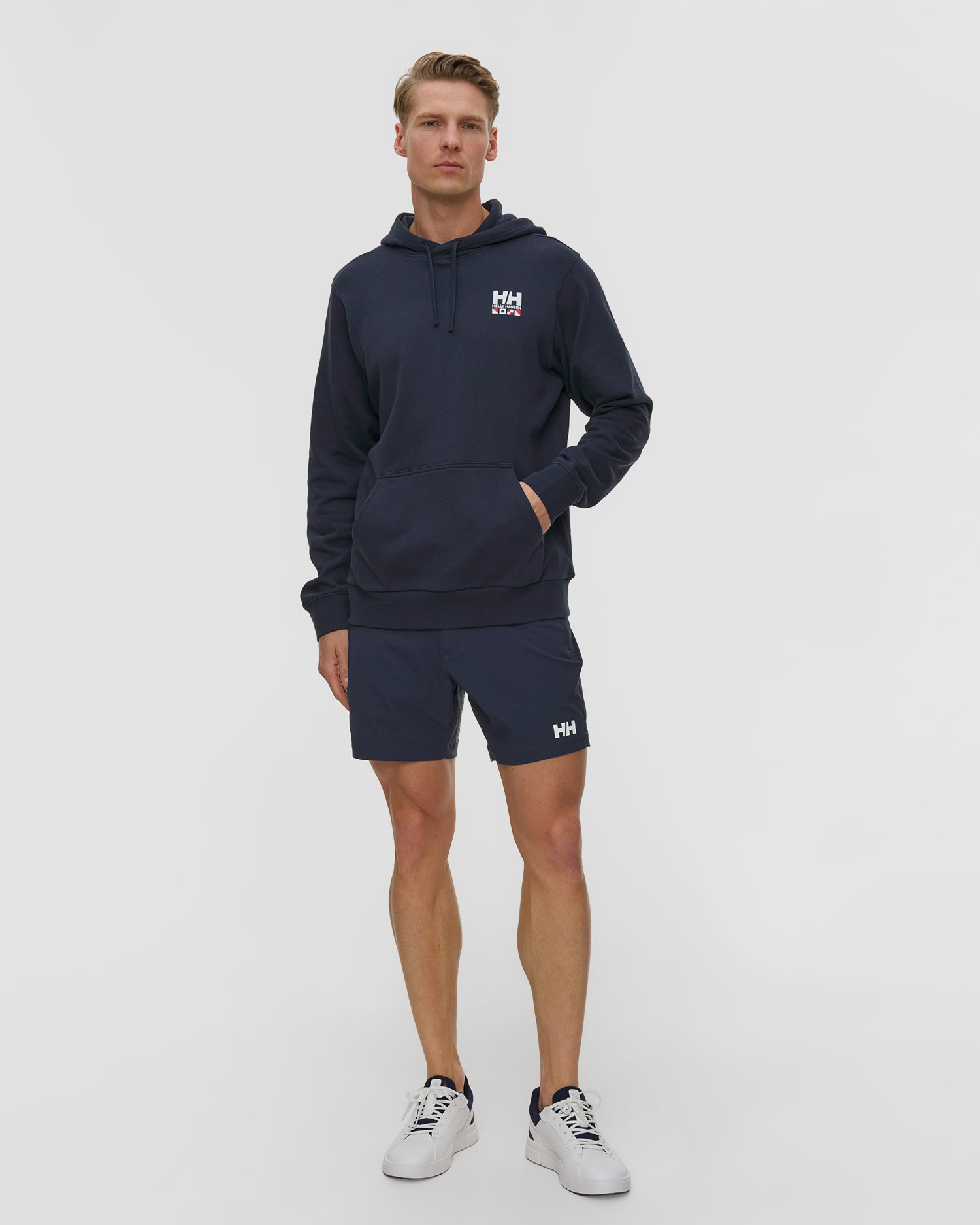 Tmavě modré pánské šortky Helly Hansen Move Quick Dry 6" Shorts