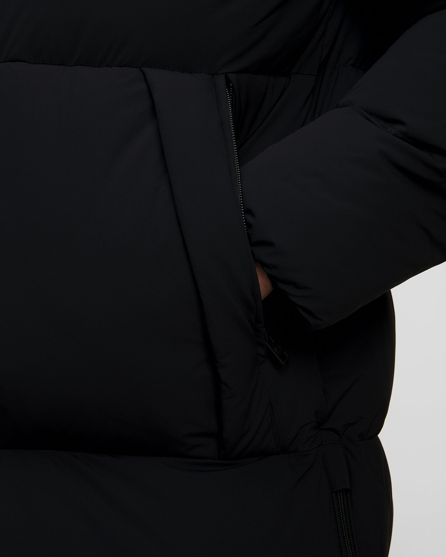 Pánska čierna páperová bunda Woolrich Sierra Supreme Down Parka