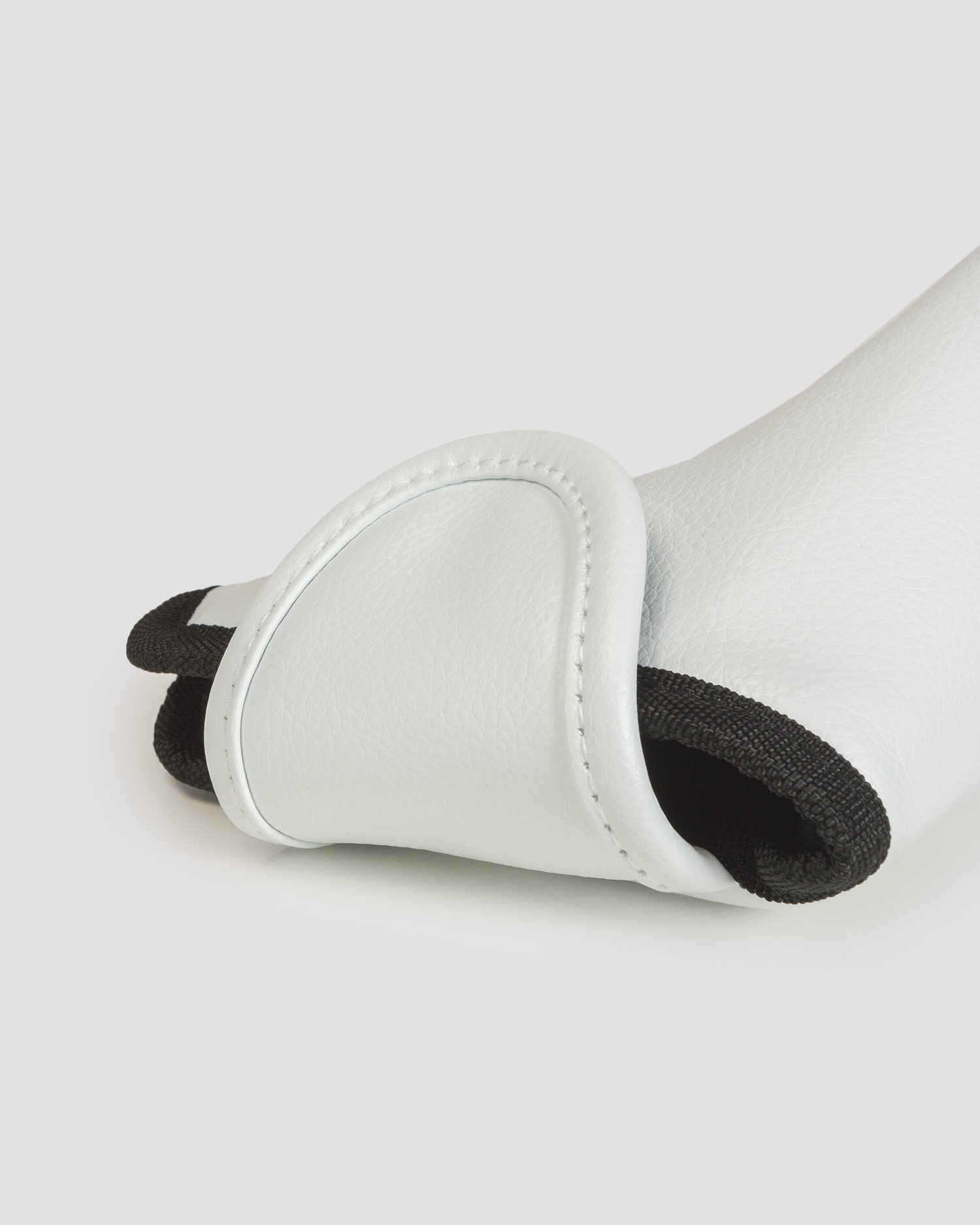 White golf club cover Ralph Lauren RLX Golf