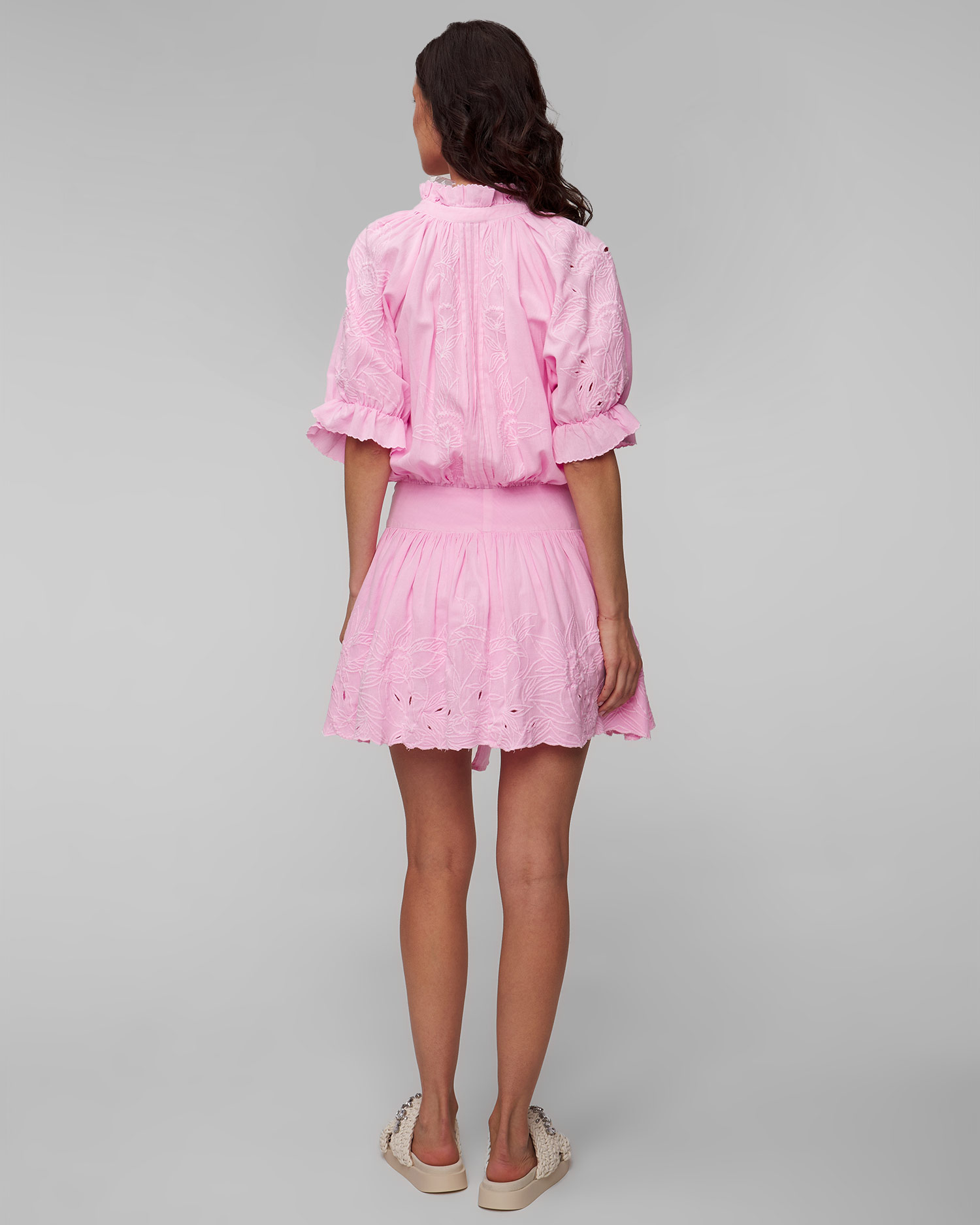 Robe brodée rose pour femmes Juliet Dunn