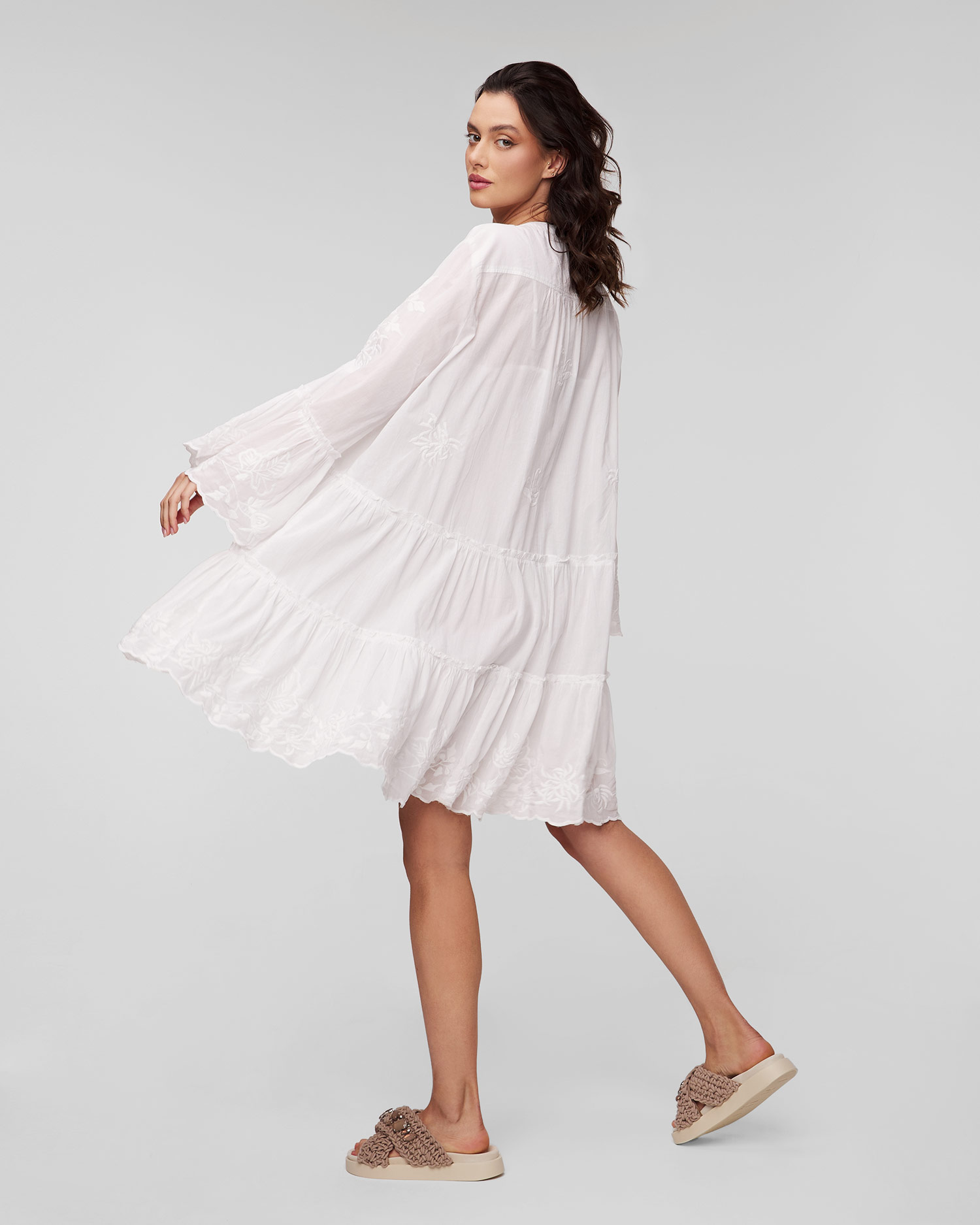Robe avec broderie blanche pour femmes Juliet Dunn Sleeve