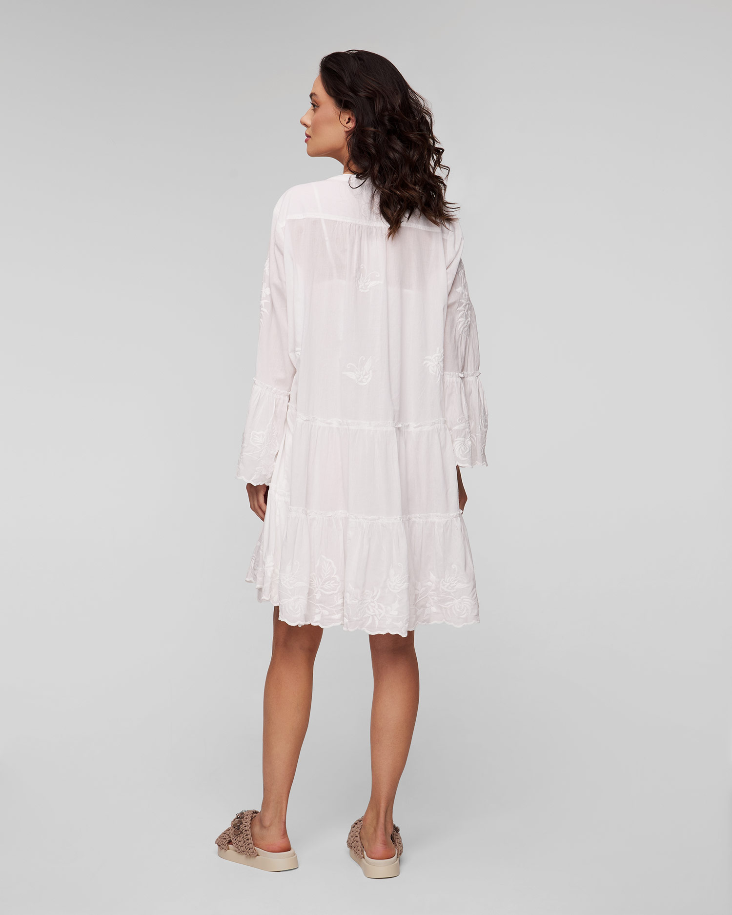 Robe avec broderie blanche pour femmes Juliet Dunn Sleeve