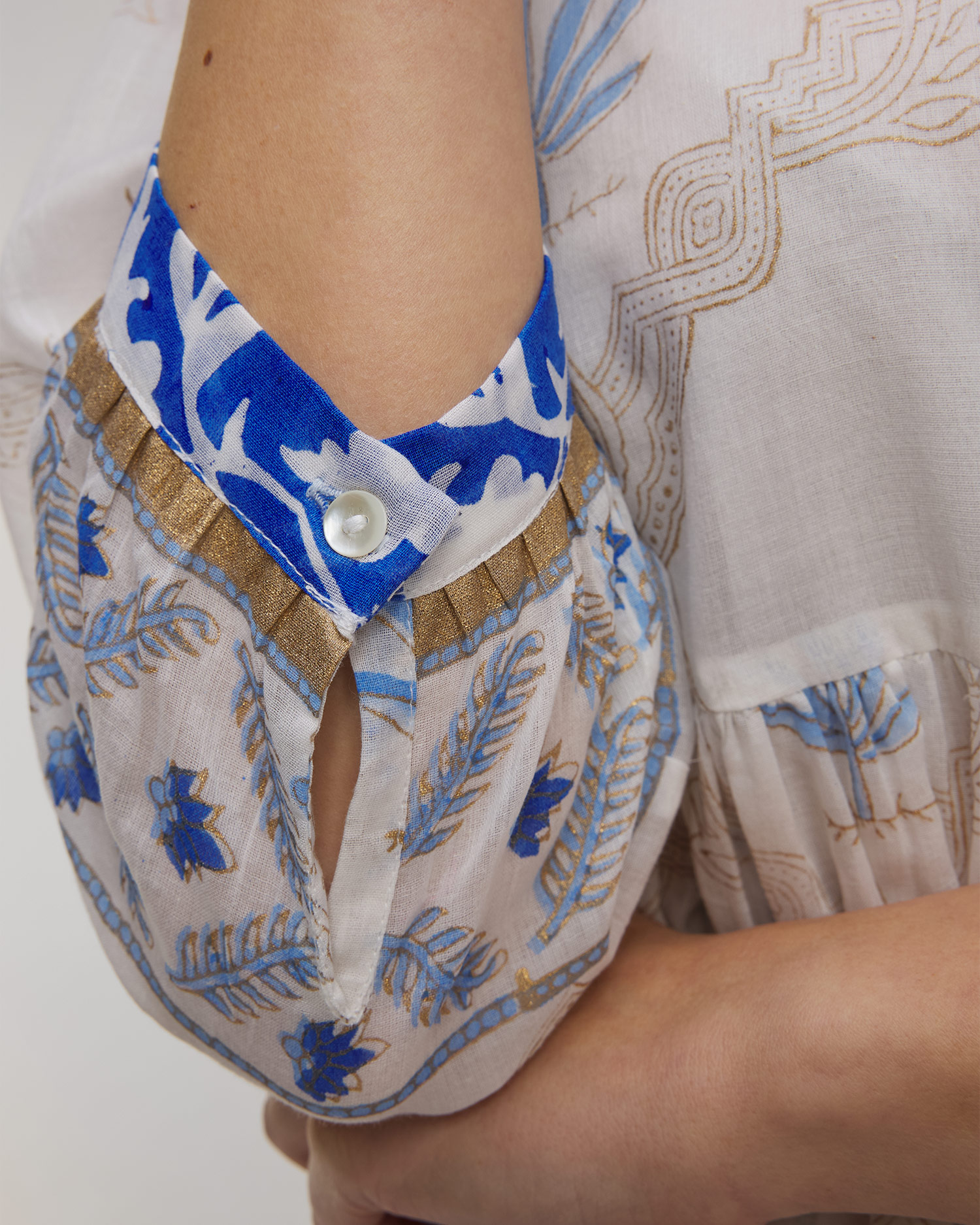 Robe d'été pour femmes Juliet Dunn Frill Shirt Dress in Blue Cage Block Print