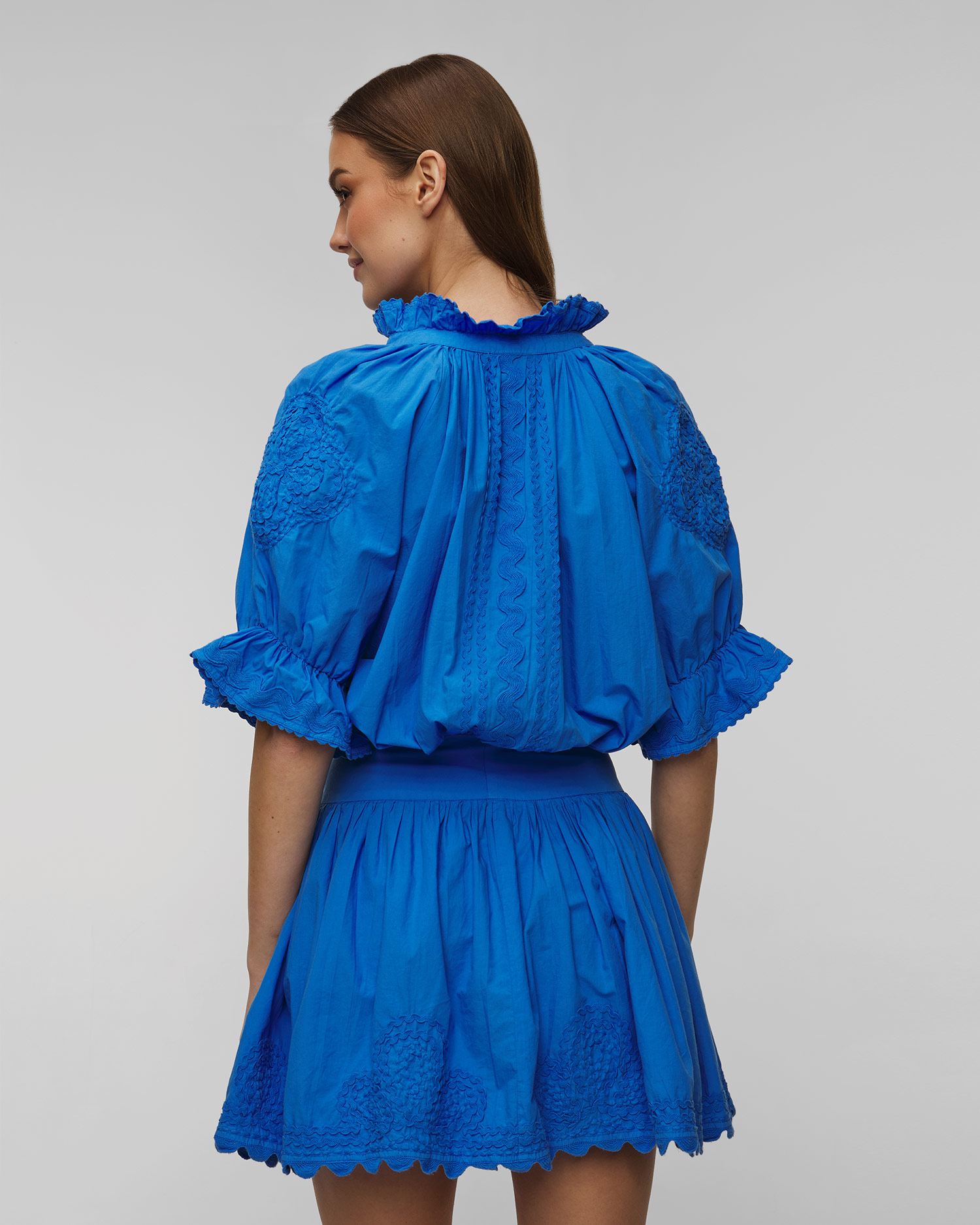 Robe d'été avec broderie pour femmes Juliet Dunn Poplin Blouson in Fuchsia with Ric Rac Embroidery