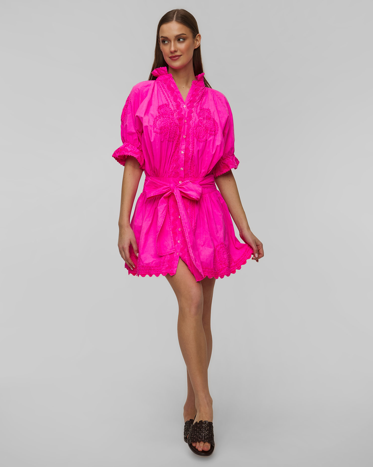 Robe d'été avec broderie pour femmes Juliet Dunn Poplin Blouson in Fuchsia with Ric Rac Embroidery