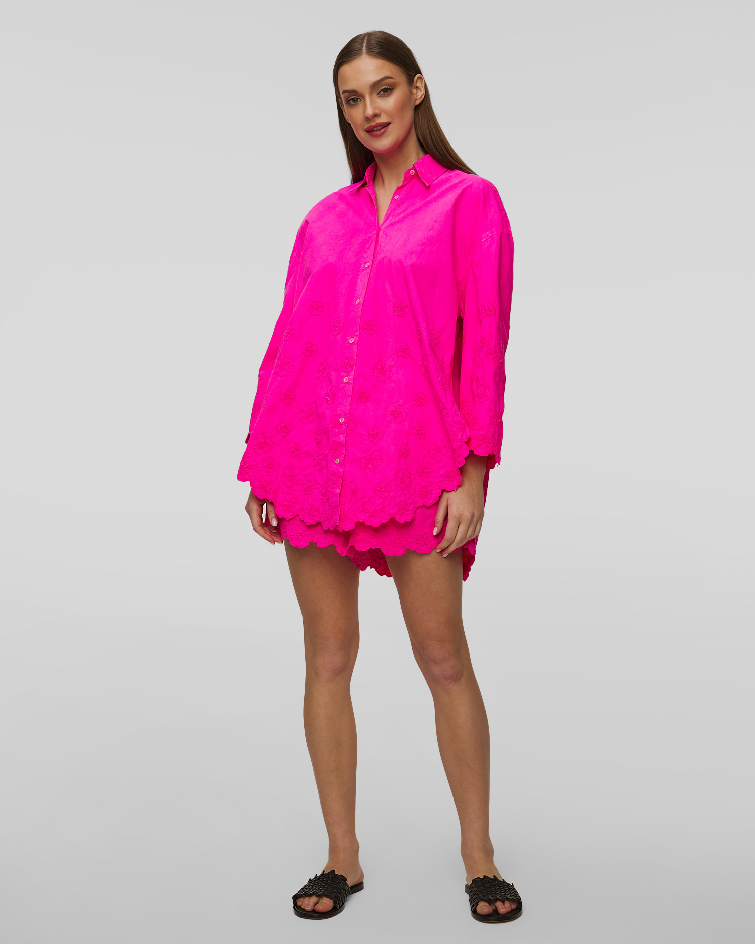 Chemise avec broderie florale fuchsia pour femmes Juliet Dunn Poplin