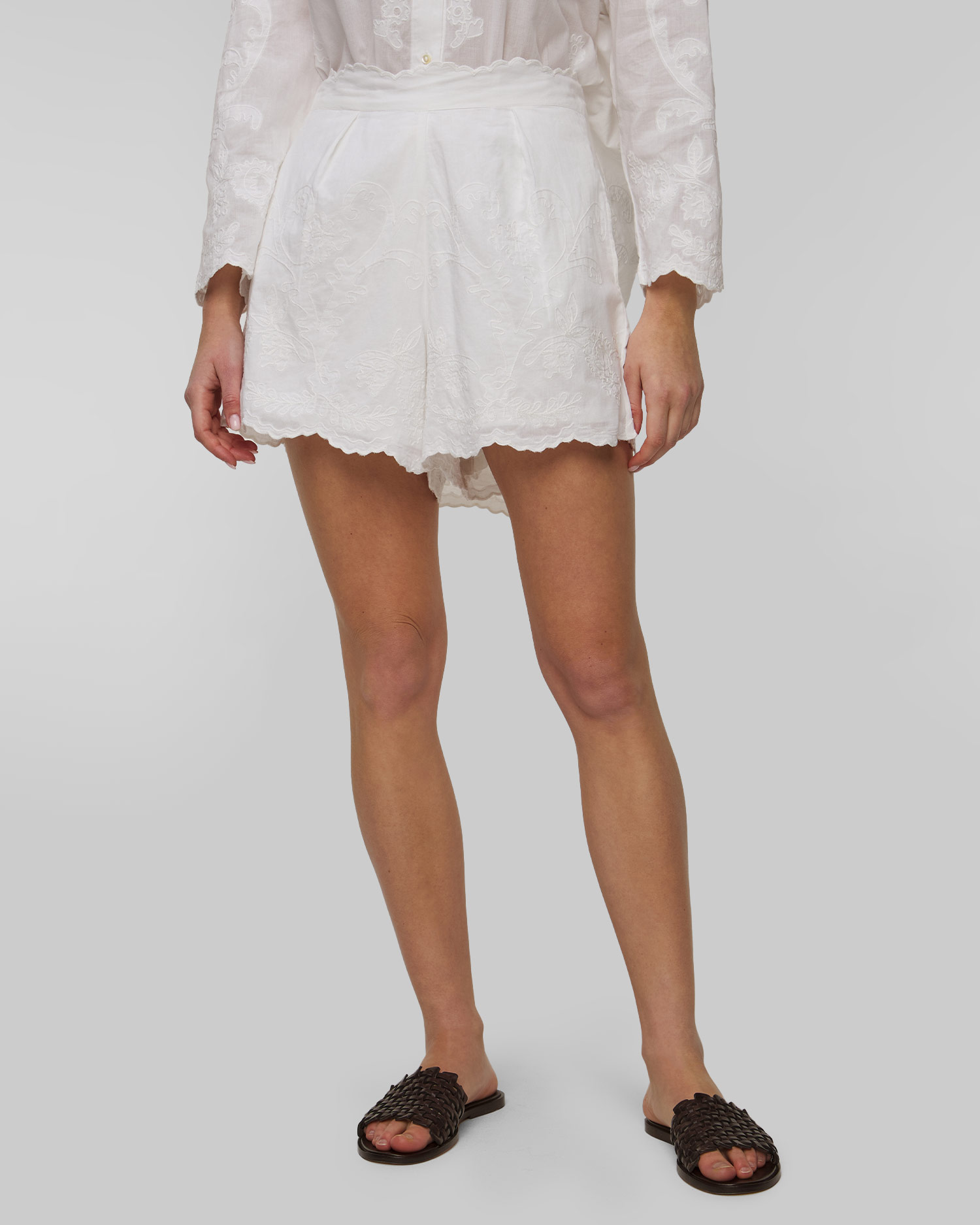 Short brodé blanc pour femmes Juliet Dunn Wide
