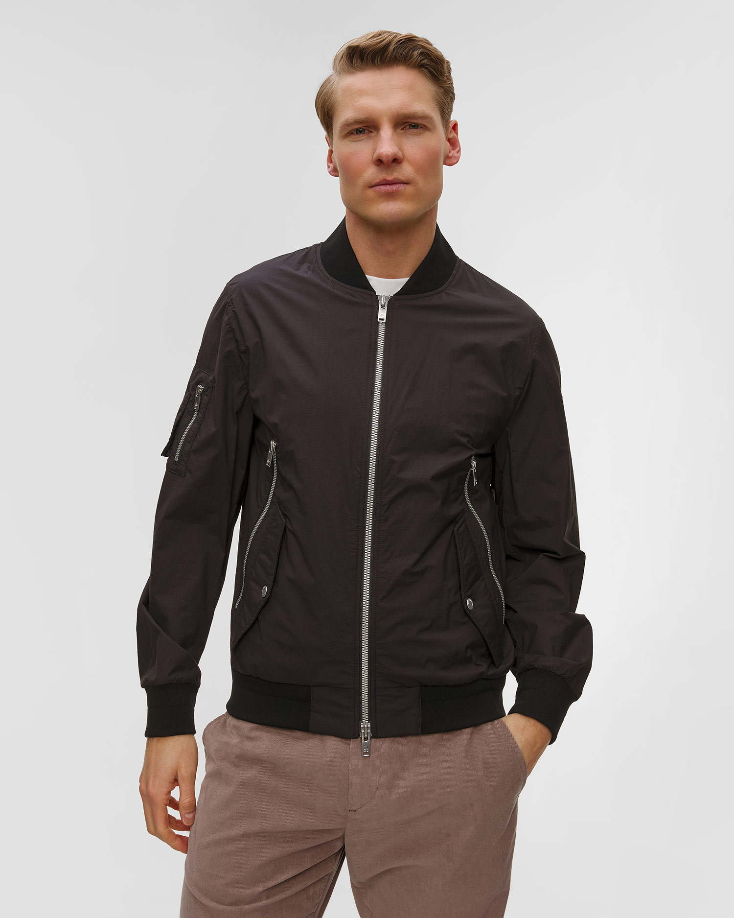 Men's black Moose Knuckles Courville Bomber Crinkle, Color/Pattern: Czarny