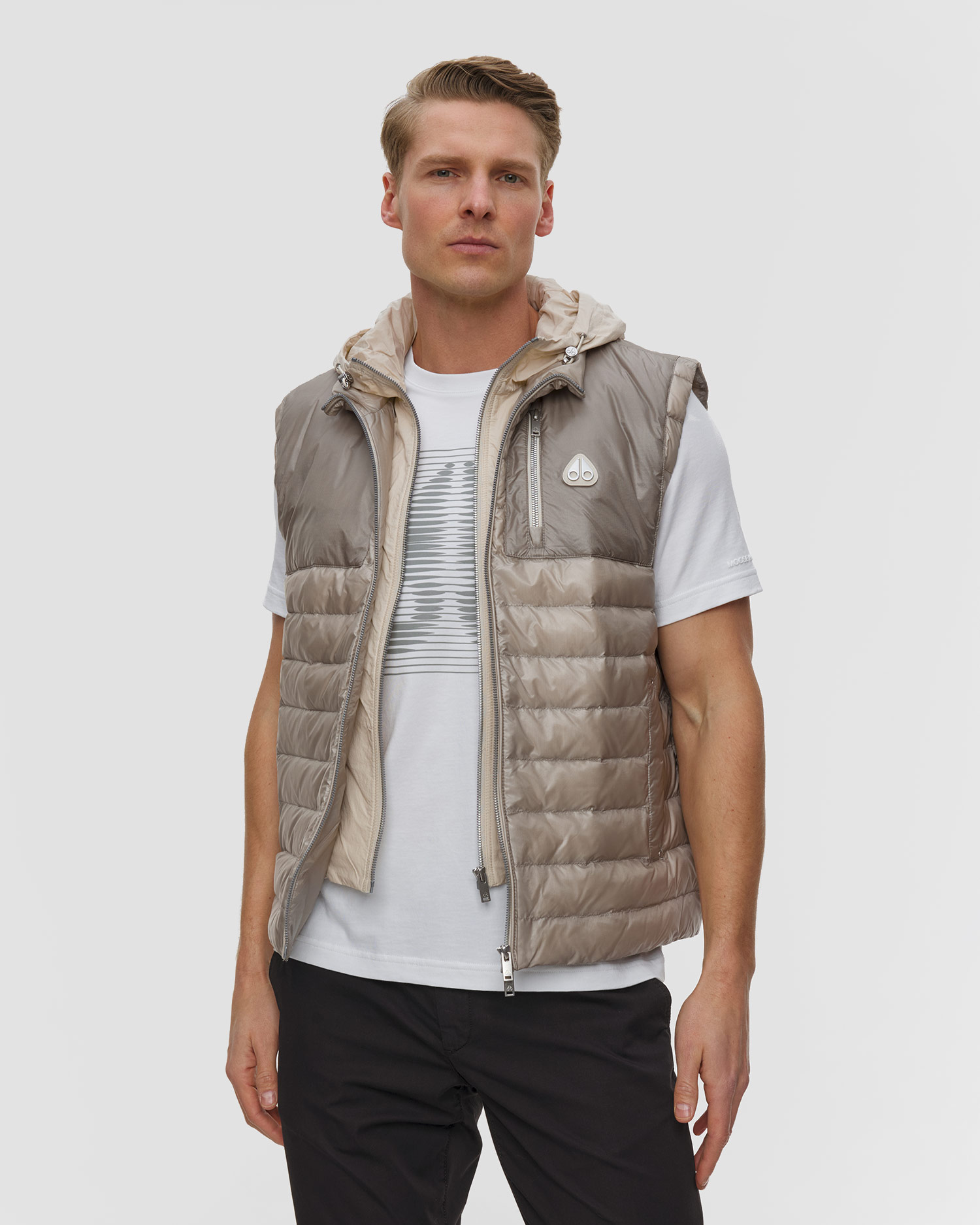 Pánská péřová vesta Moose Knuckles Cloud Walker Vest, Barva/Vzor: Beżowy