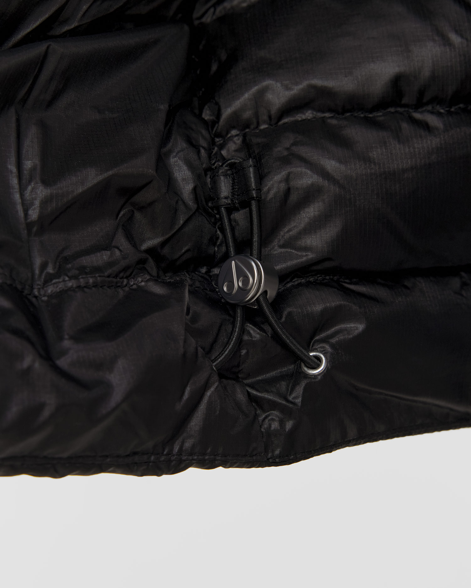 Černá pánská péřová vesta Moose Knuckles Cloud Walker Vest