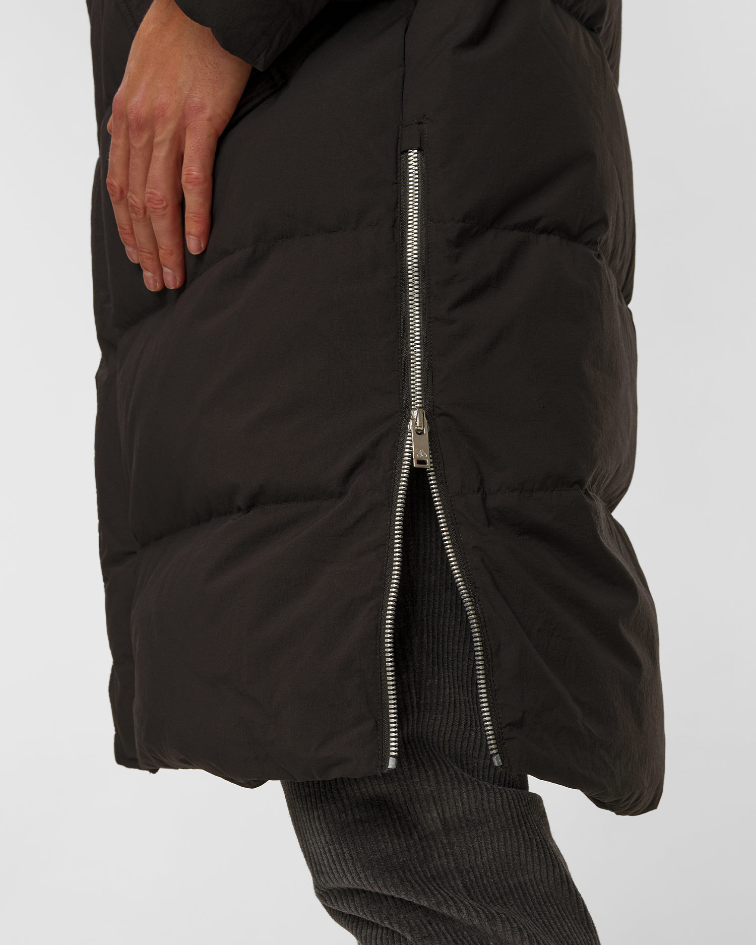 Men's black jacket Moose Knuckles Everest Long Puffer