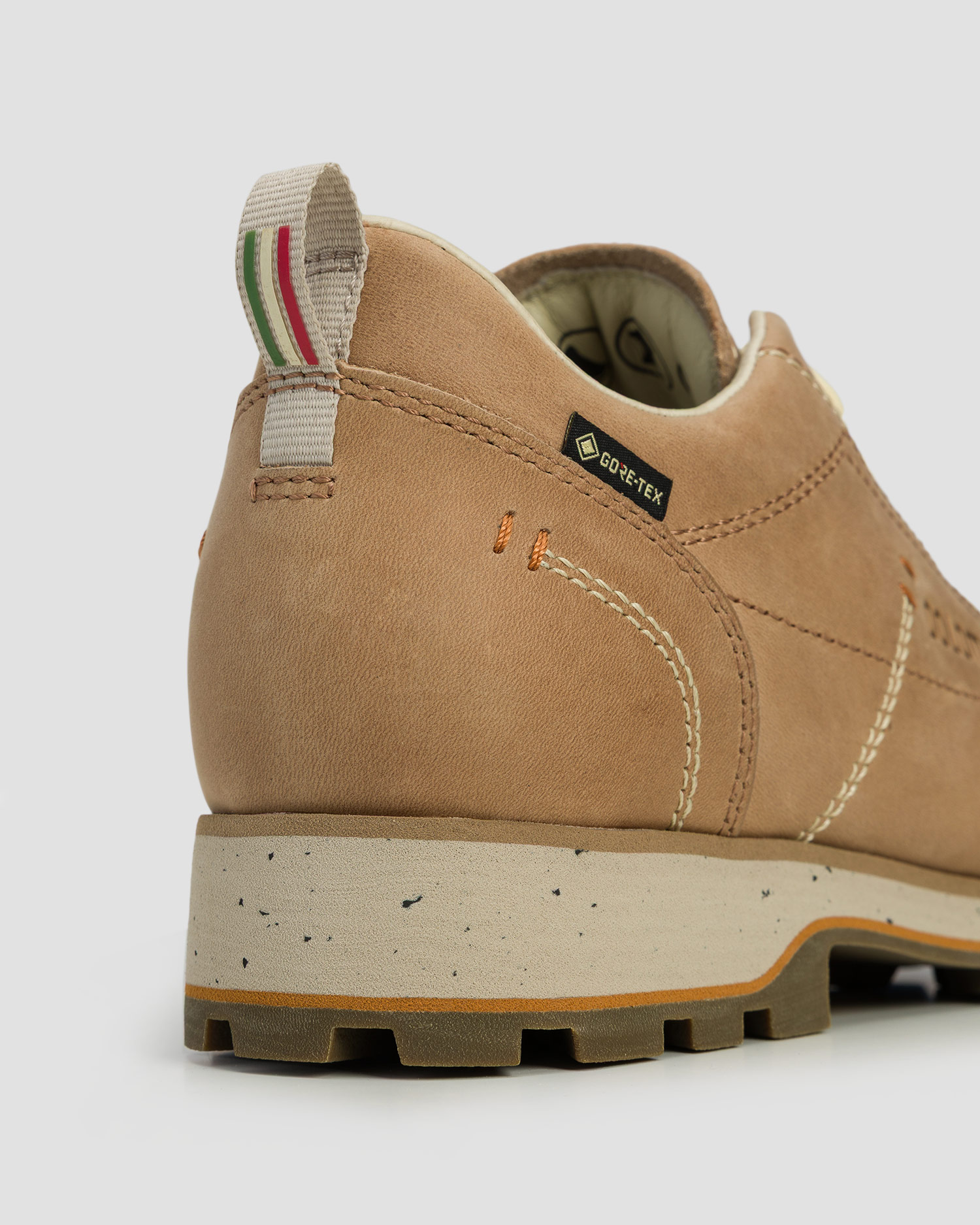 Niskie skórzane damskie buty trekkingowe Dolomite 54 Low FG Evo GTX beżowe