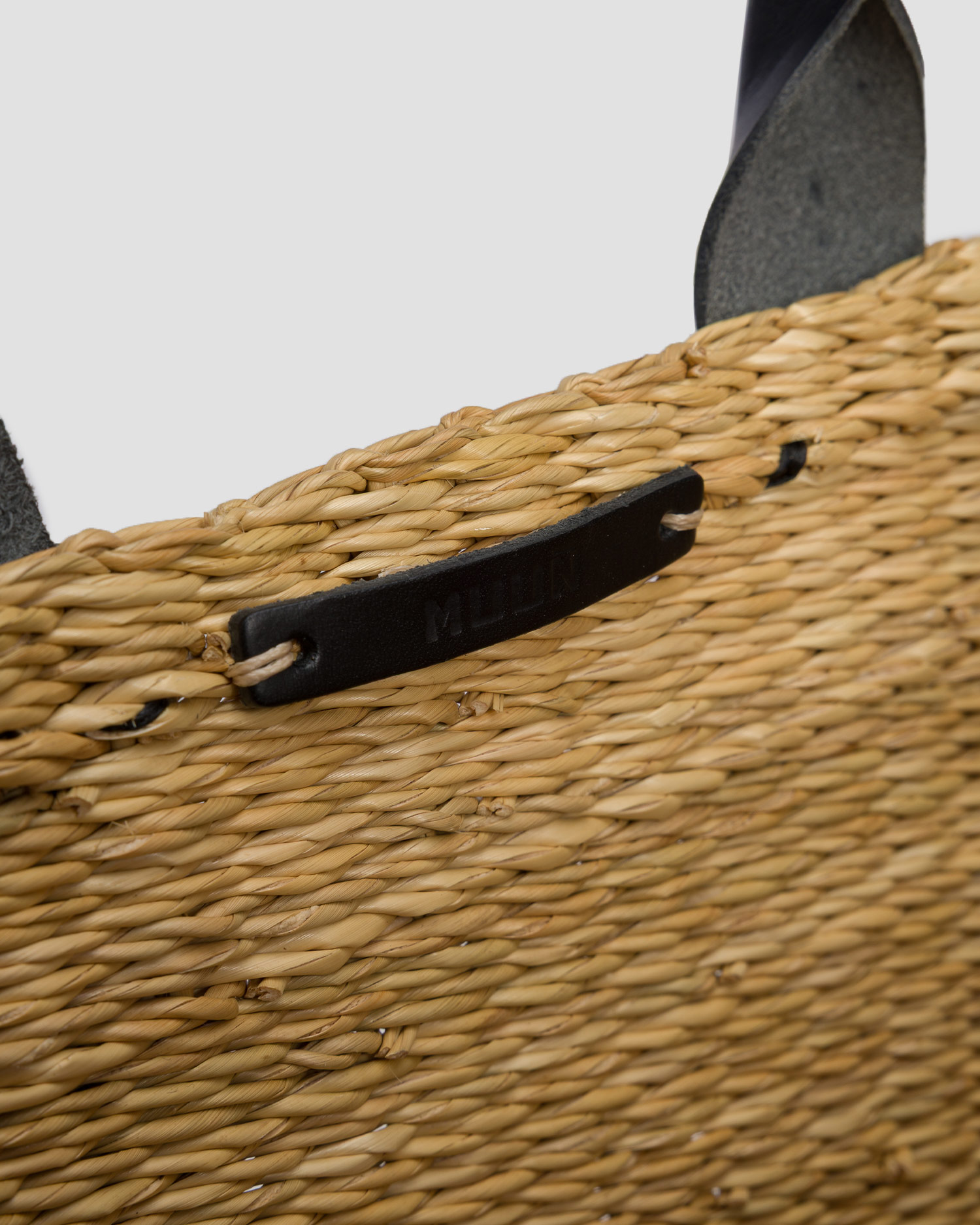 Panier tressé à la main pour femmes Muun Caba