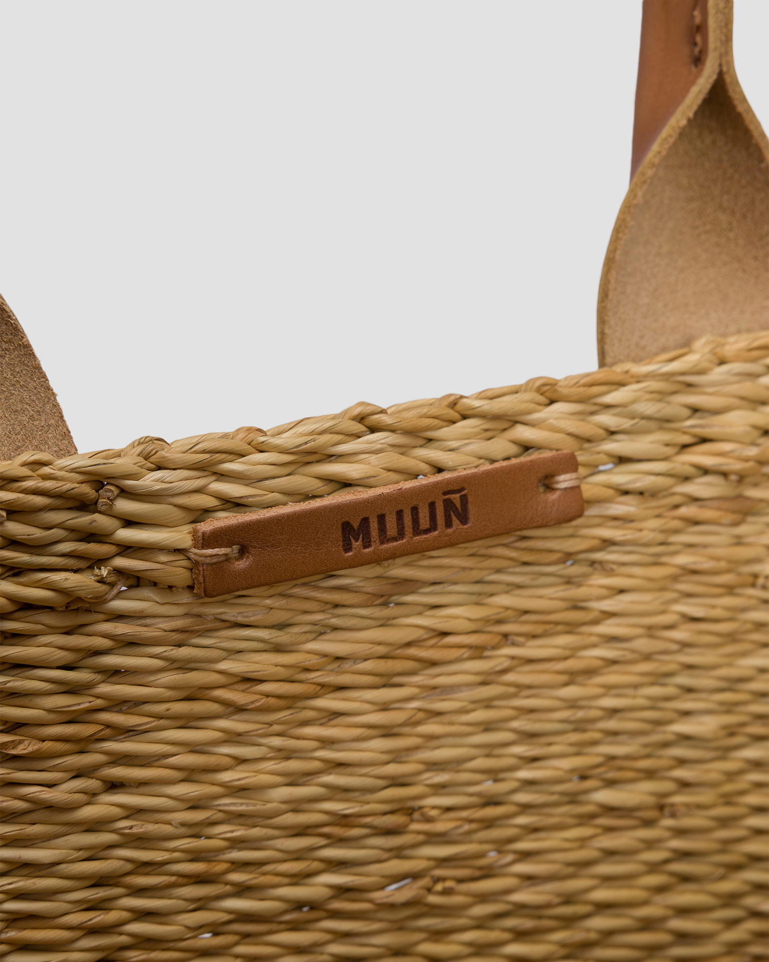 Panier tressé à la main pour femmes Muun Caba