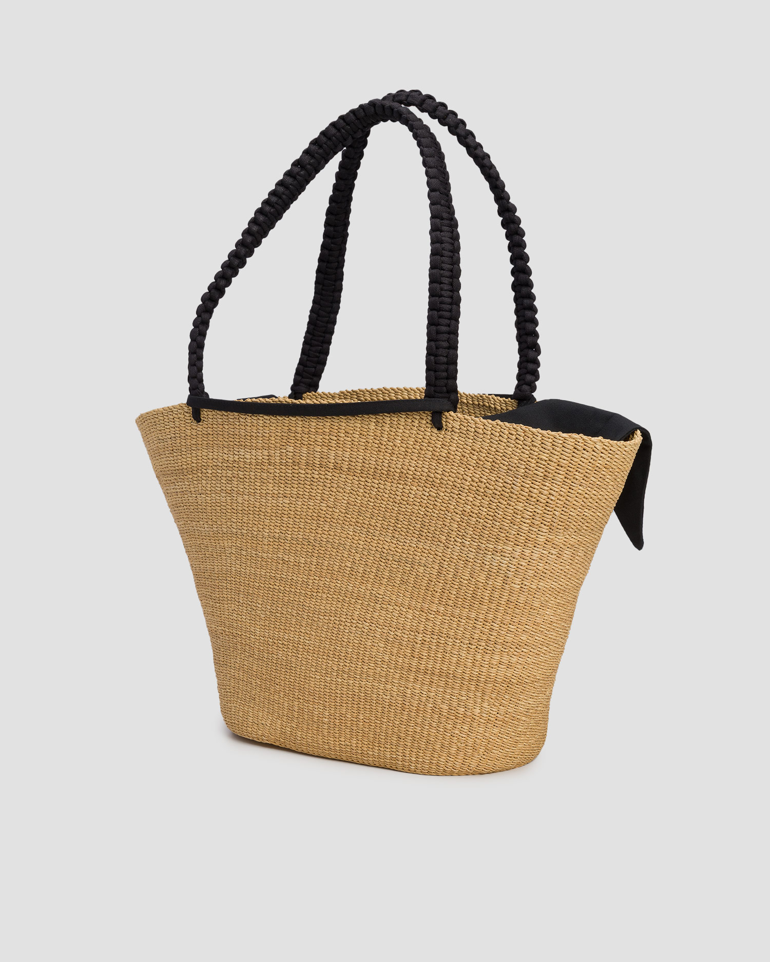 Women's hand-woven basket Muun Elisabeth