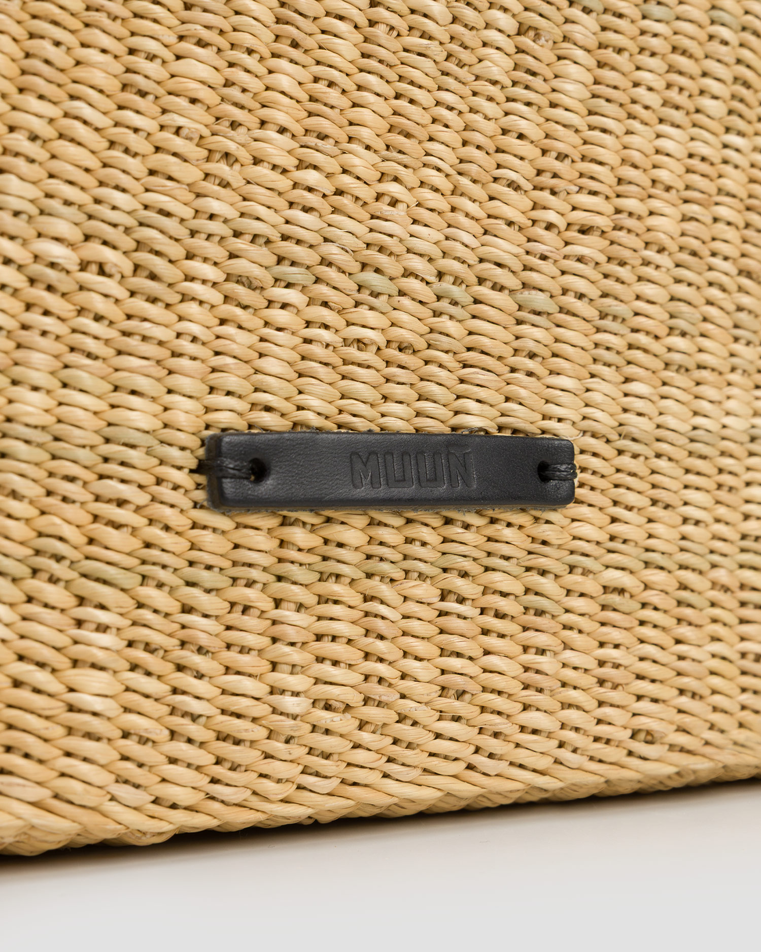 Women's hand-woven basket Muun Margareth