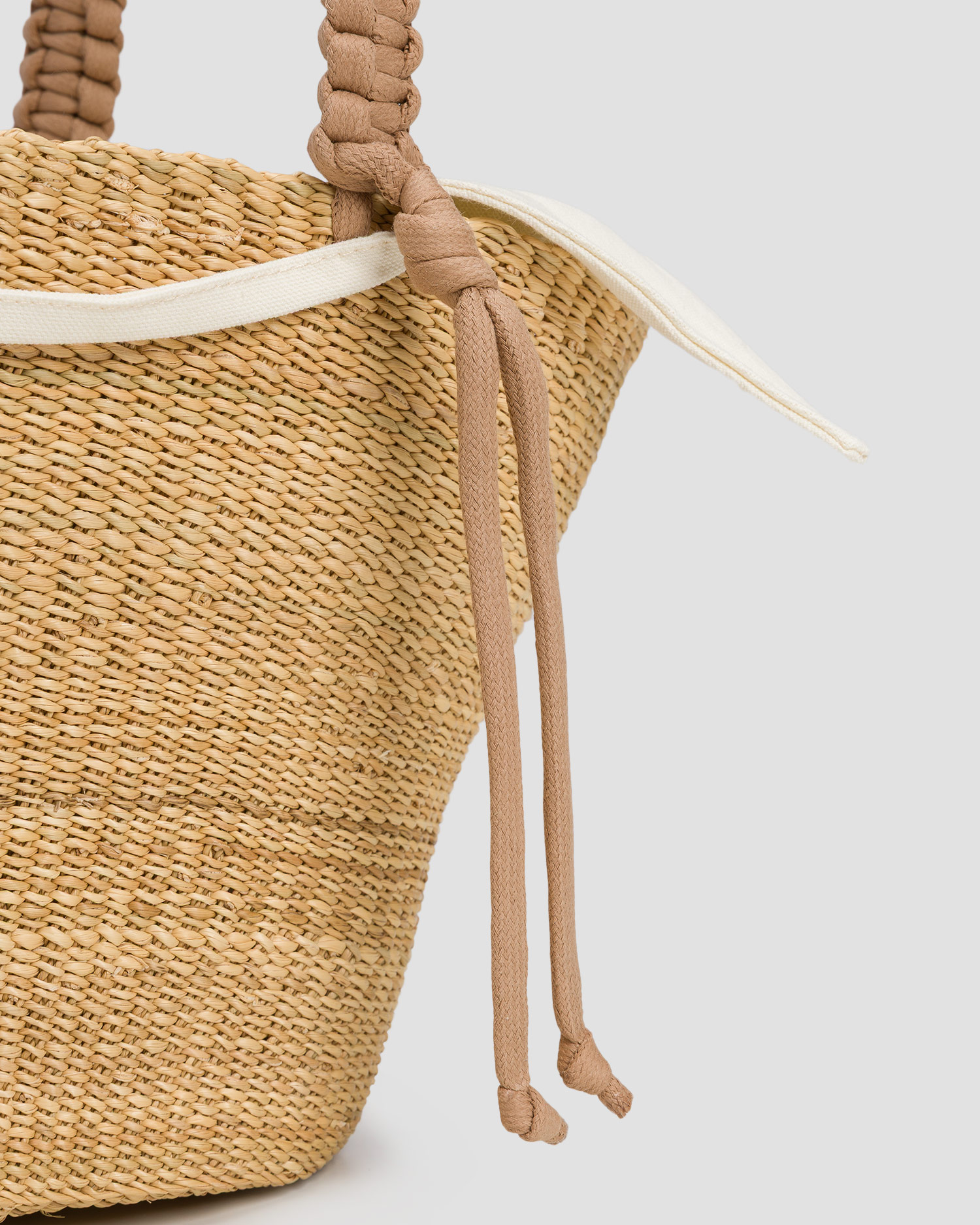 Muun Margareth Handgeflochtener Korb