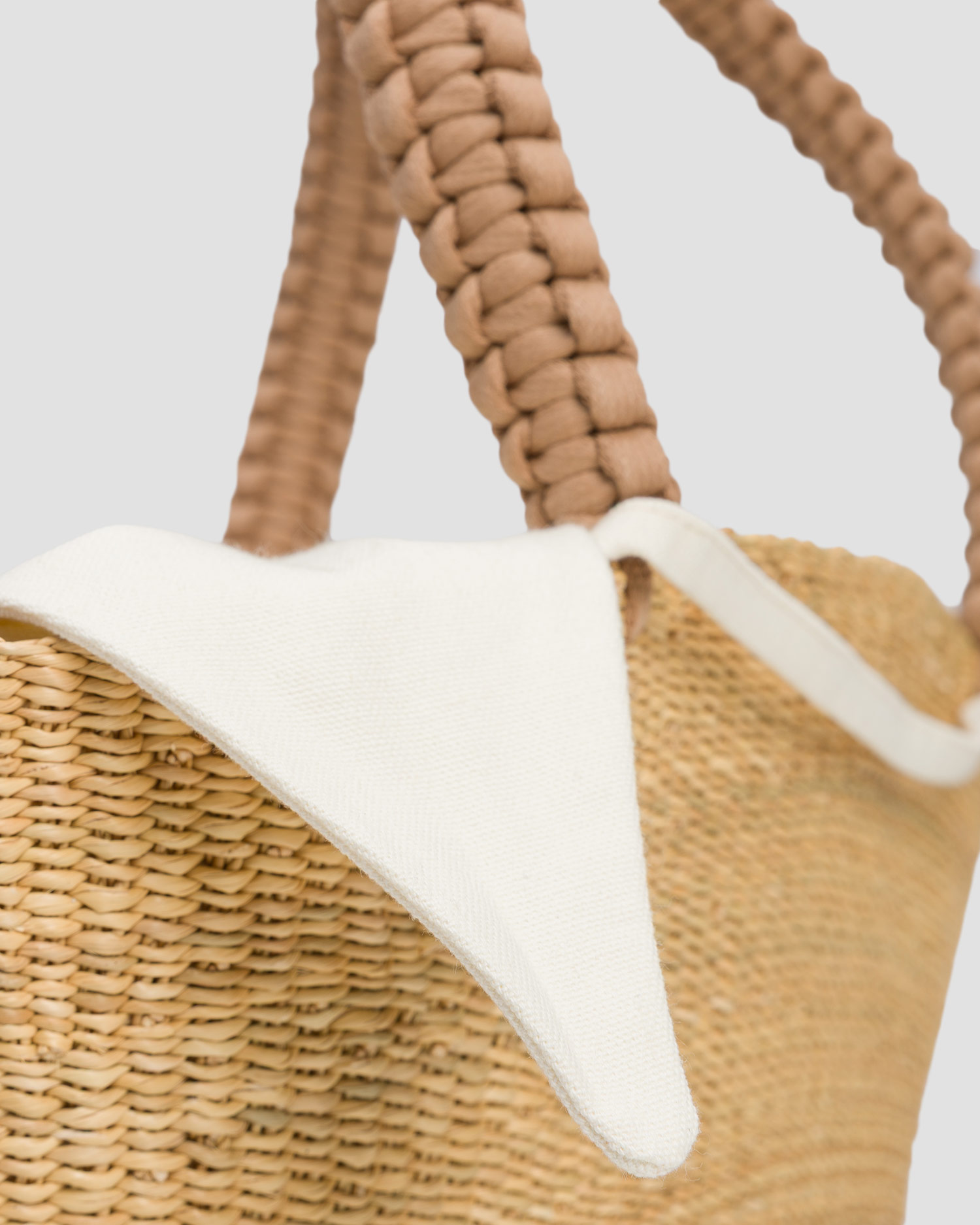 Muun Margareth Handgeflochtener Korb