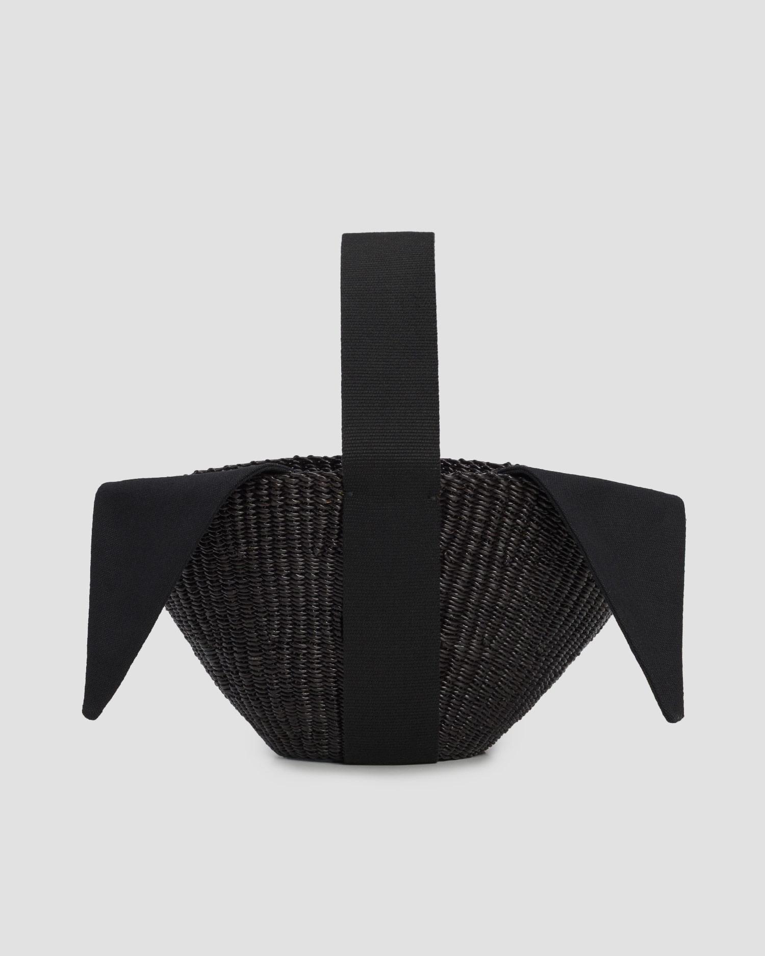 Panier tressé à la main noir Muun Nona
