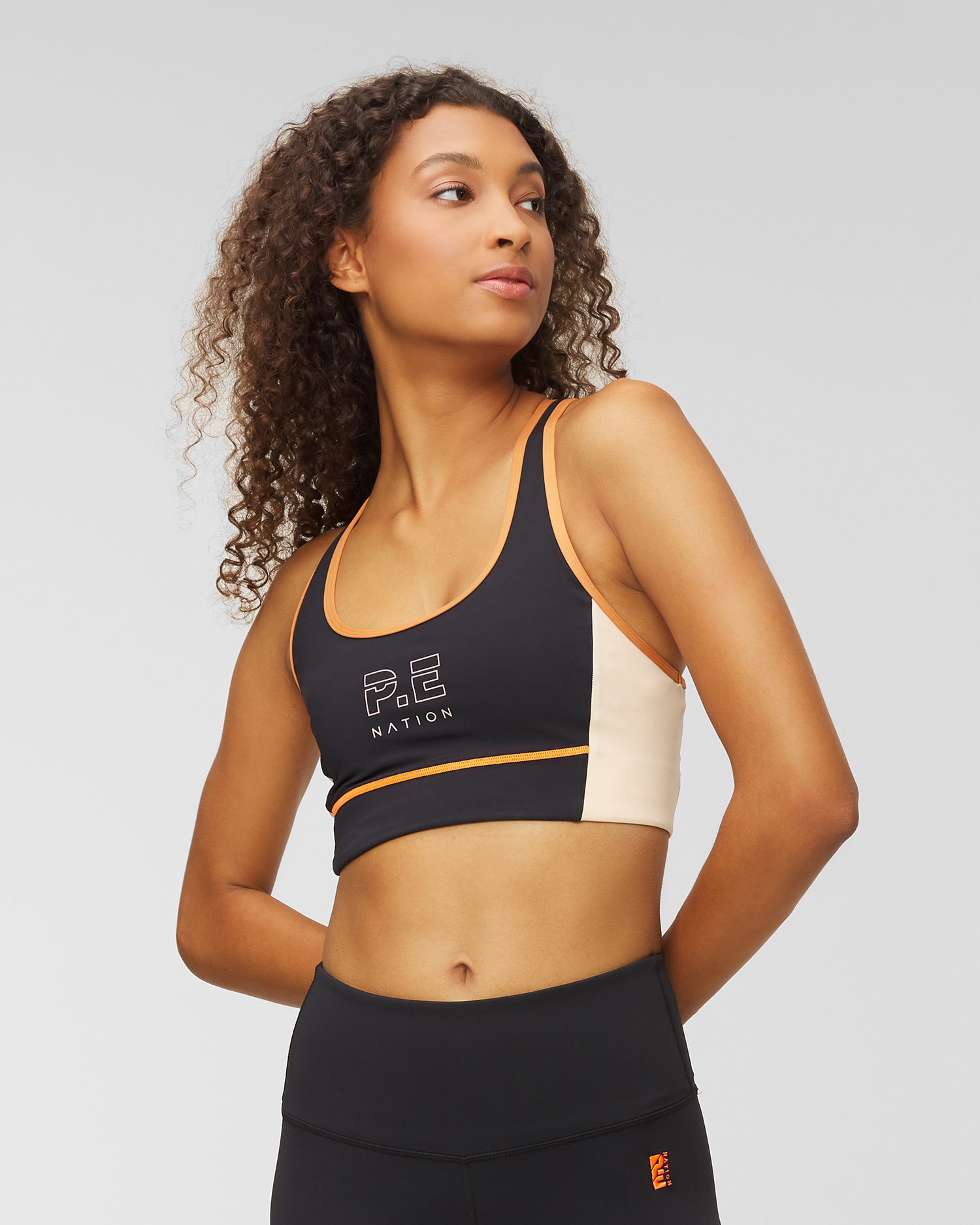 Sportovní podprsenka P.E Nation INFIELD SPORTS BRA