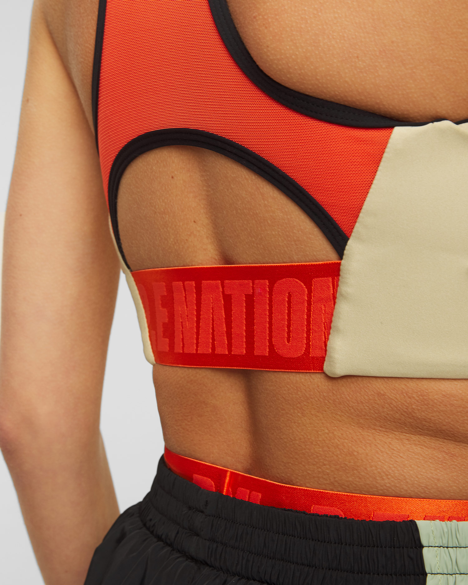 Stanik sportowy PE Nation Initialise Sports Bra