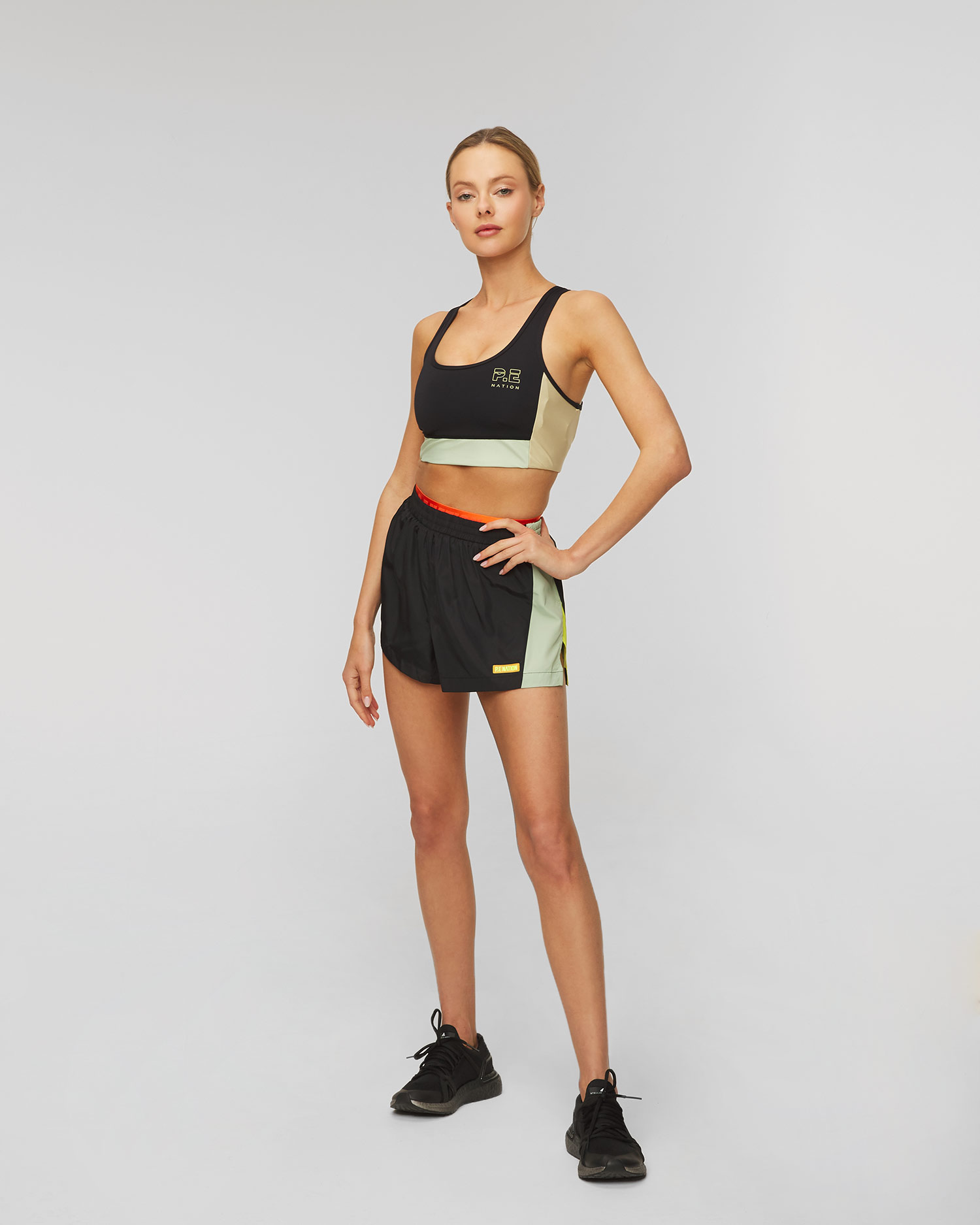 Szorty PE Nation Initialise Short
