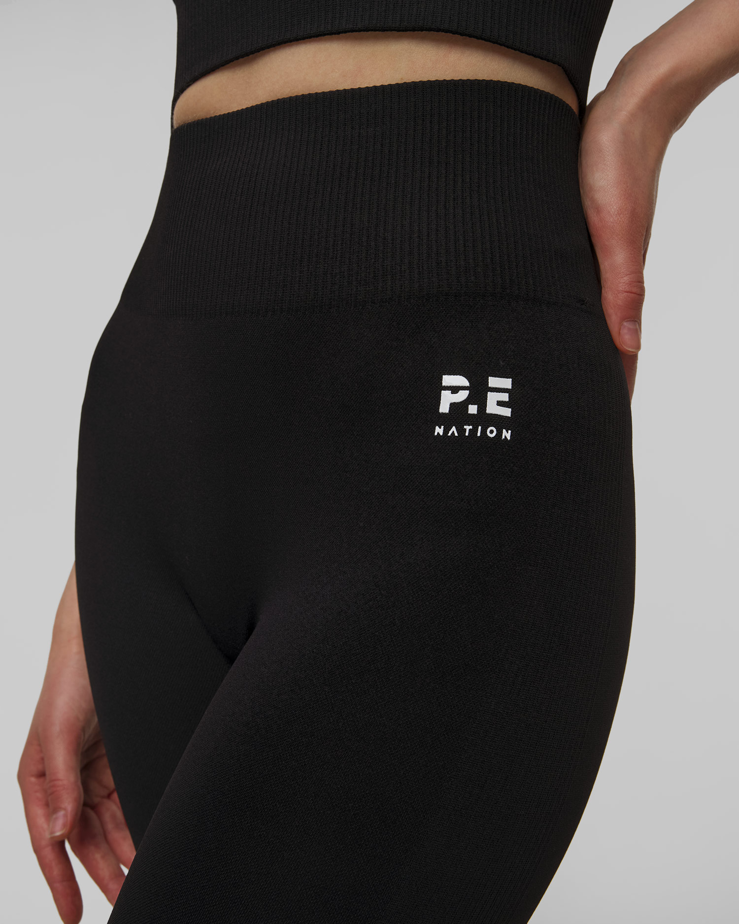 Černé dámské legíny Pe Nation Restore Seamless Legging