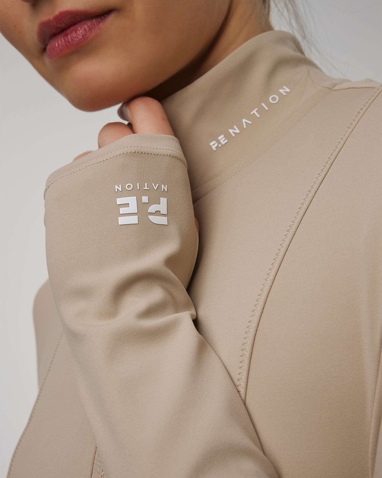 Jachetă sport bej pentru femei Pe Nation Breakthrough Jacket
