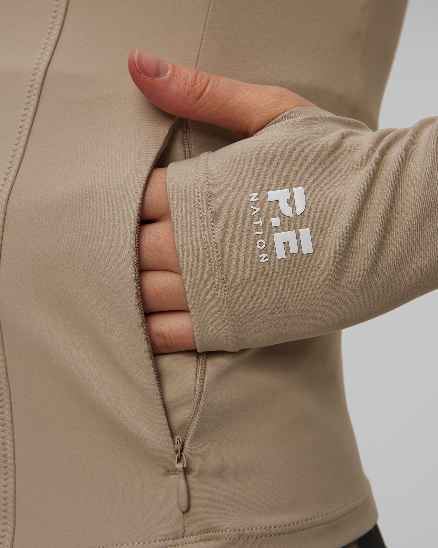 Jachetă sport bej pentru femei Pe Nation Breakthrough Jacket