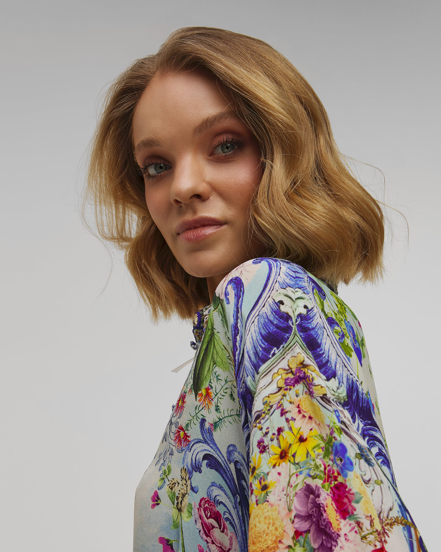 Dámske hodvábne šaty Camilla Long Sleeve Tiered Short 