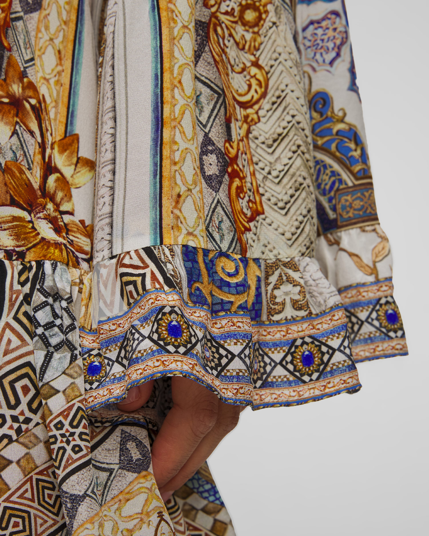 Hedvábné šaty Camilla Make Me Your Mosaic