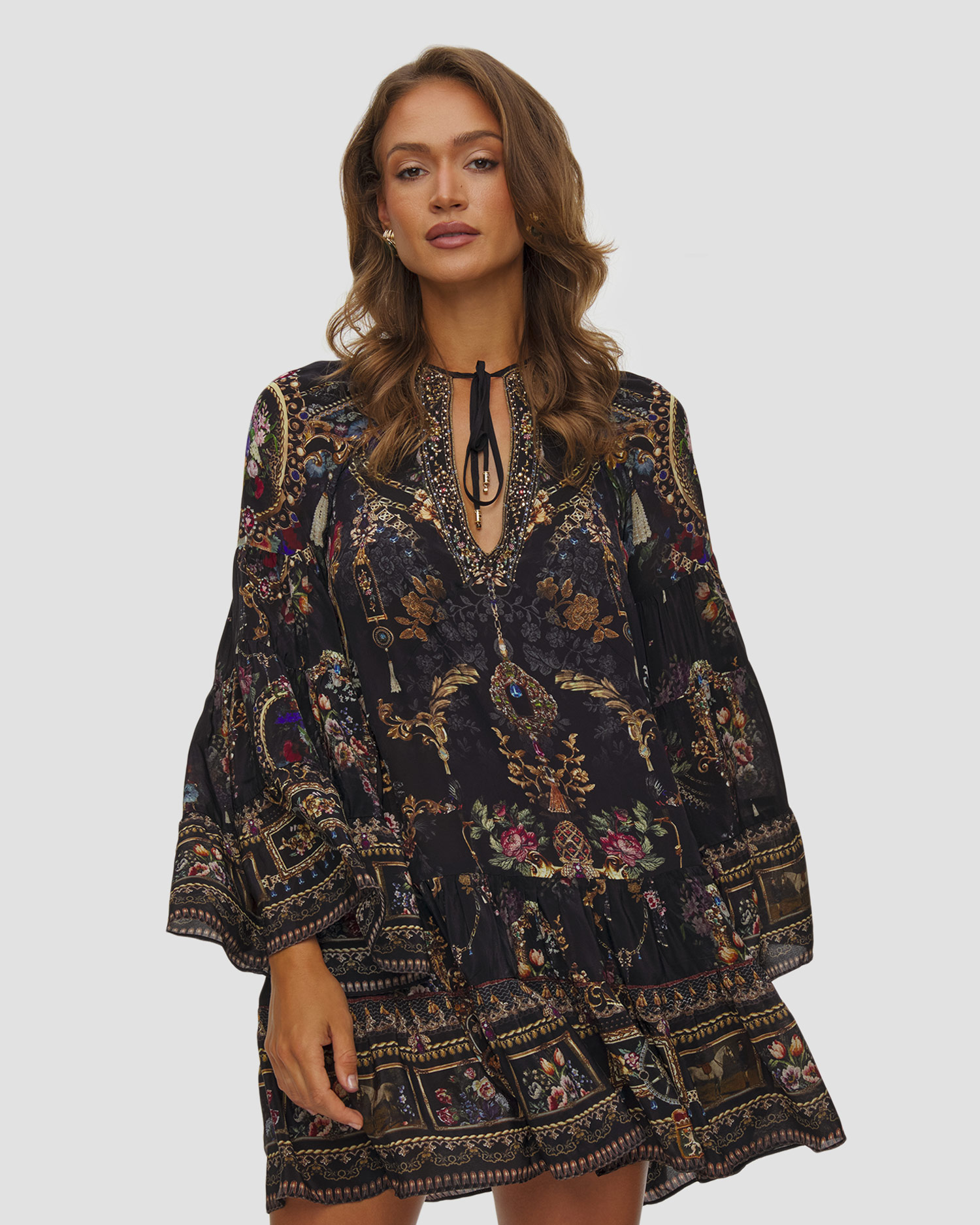 Abito in seta da donna Camilla