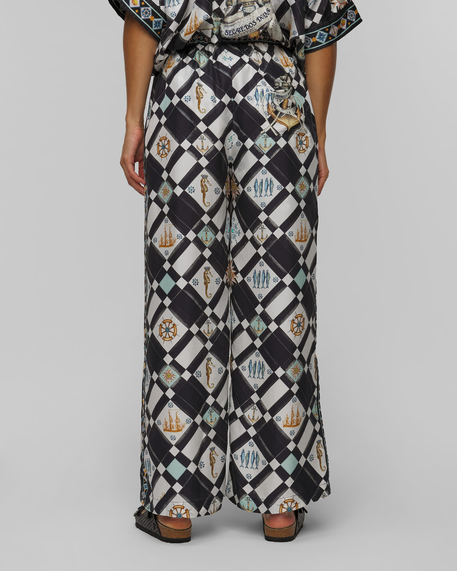 Pantaloni din mătase pentru femei Camilla Folk Afloat