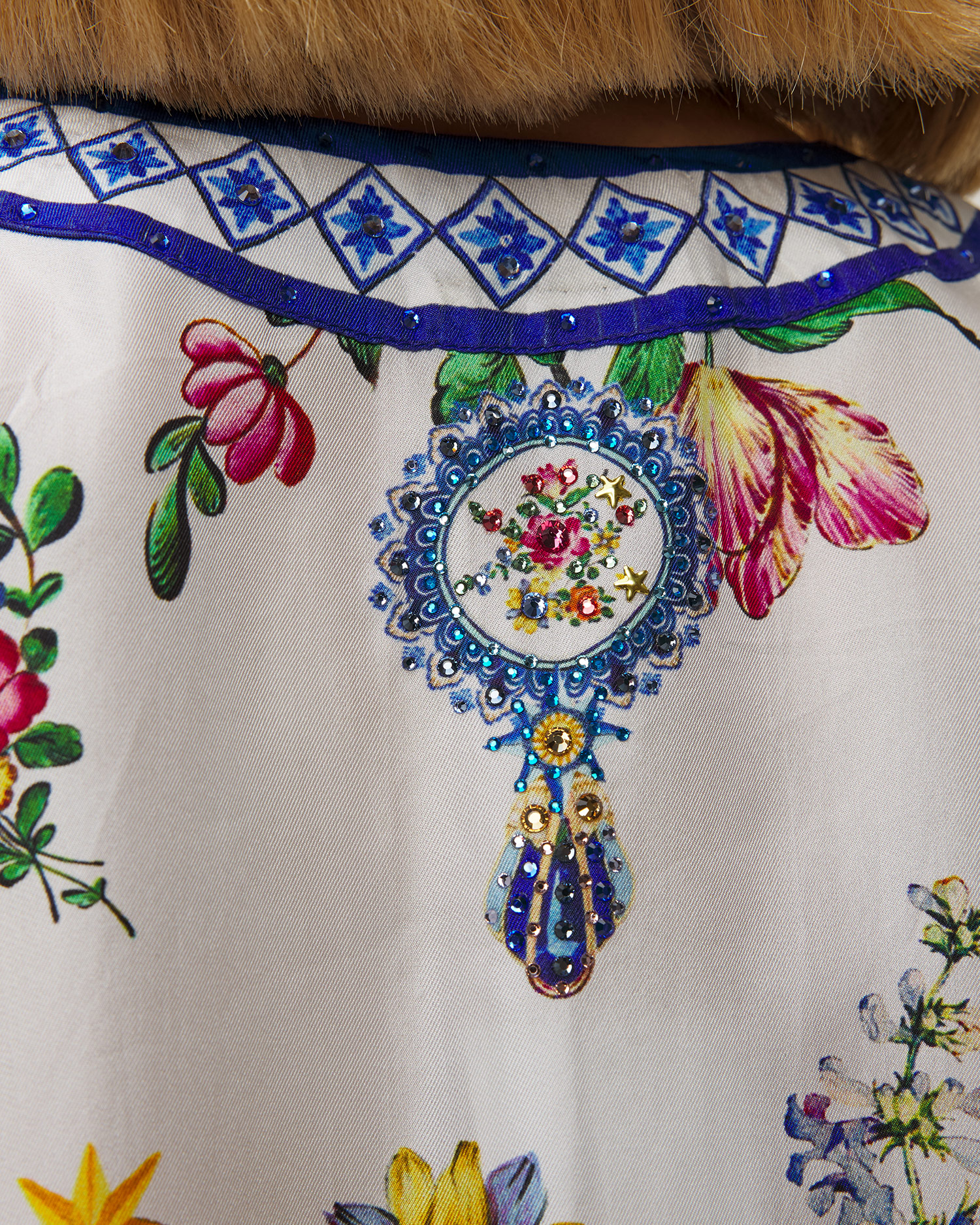 Cămașă de mătase pentru femei Camilla Tiles Darls