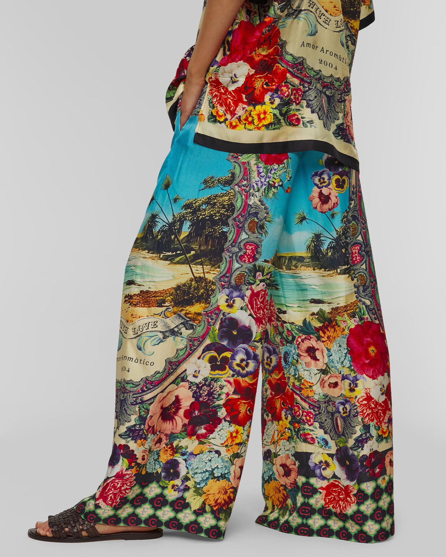 Pantaloni largi din mătase pentru femei Camilla Bathing Bombshell