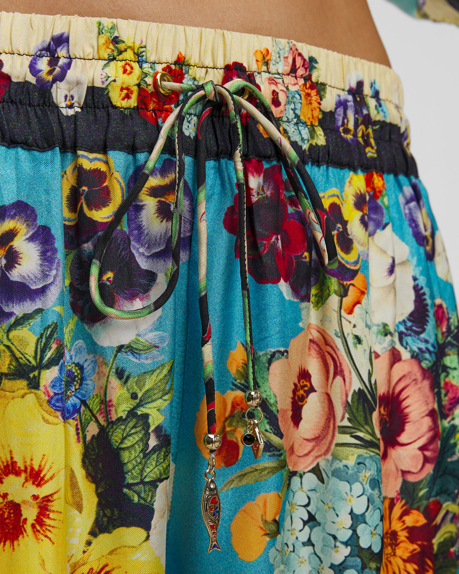 Pantaloni largi din mătase pentru femei Camilla Bathing Bombshell