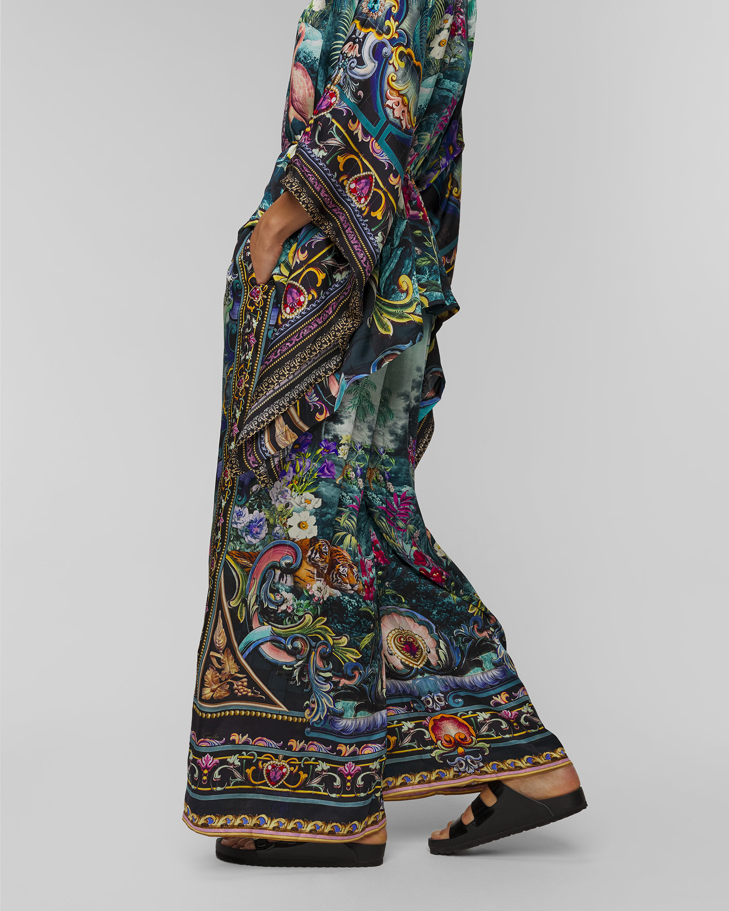 Pantaloni din mătase pentru femei Camilla Basked in Baroque