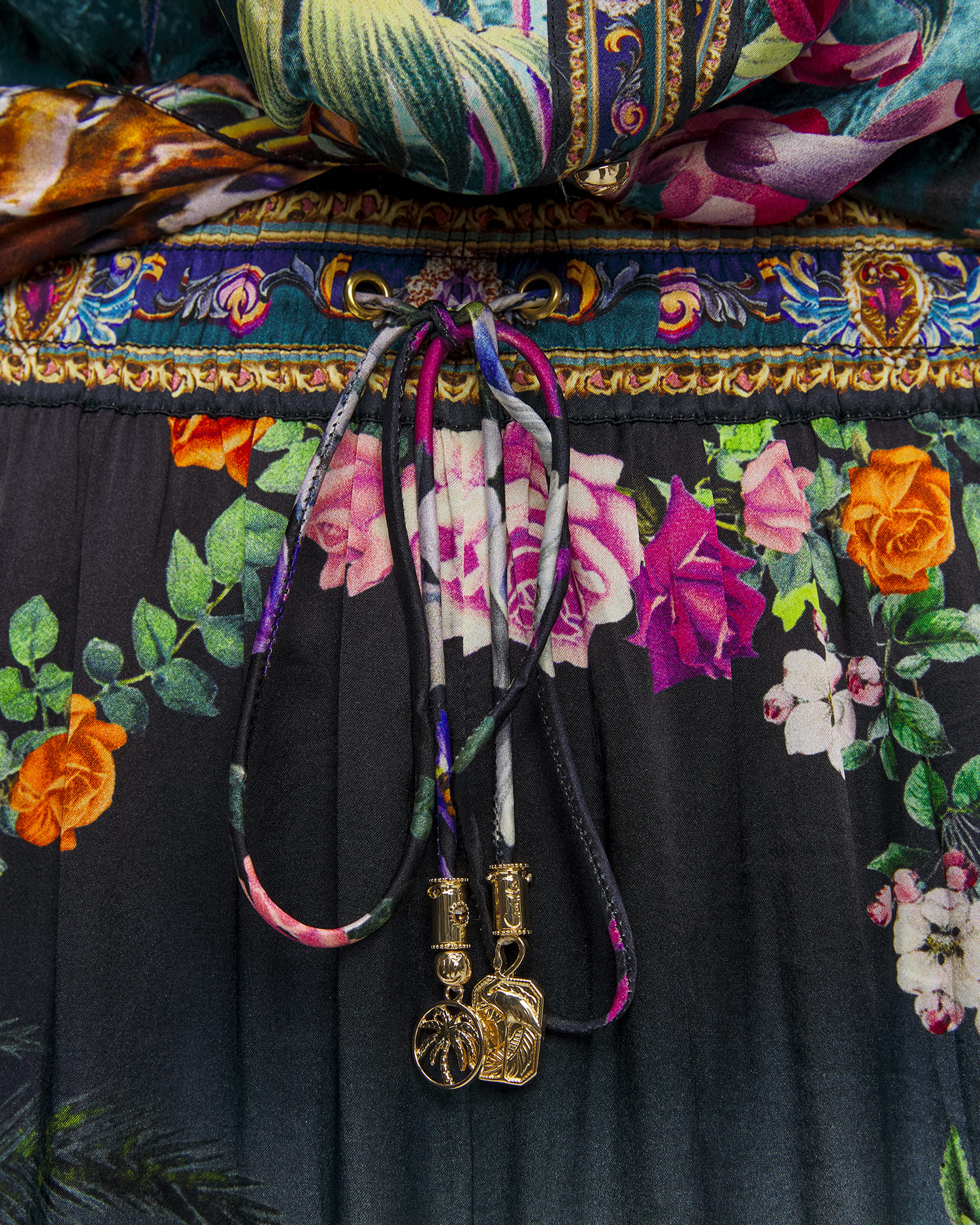 Pantaloni din mătase pentru femei Camilla Basked in Baroque