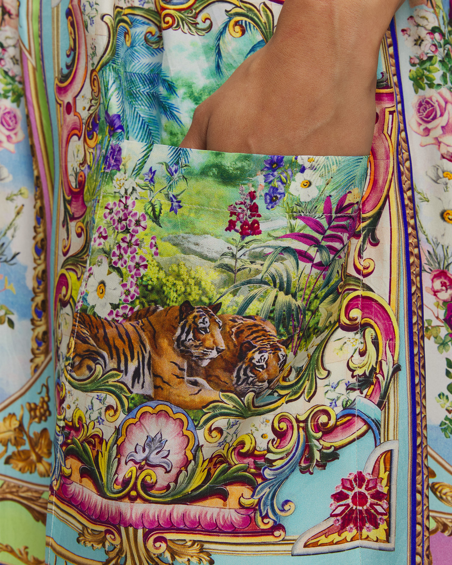 Pantaloni din mătase pentru femei Camilla Spiritul of Santa Maria